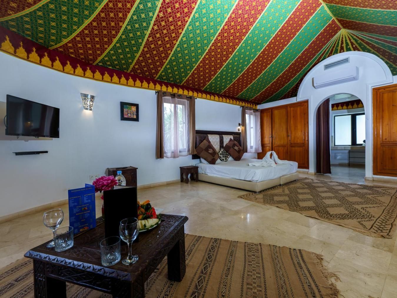 Suite with Pool View