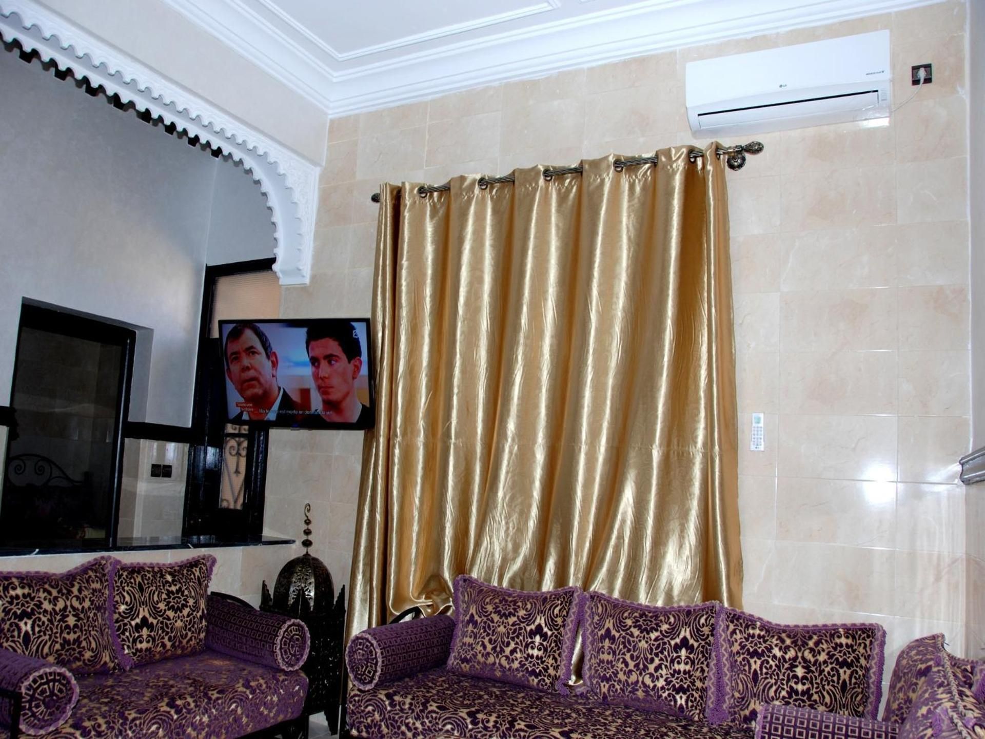 Apartment (6 Adults)