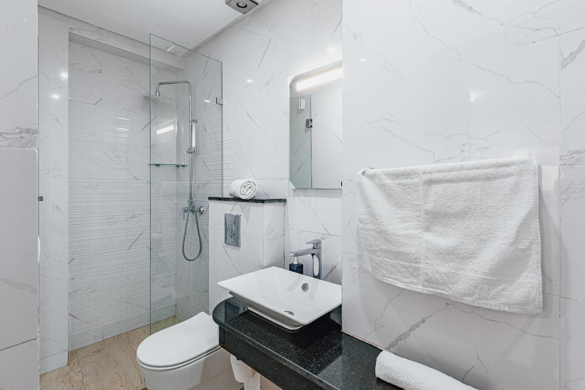Two-Bedroom Deluxe Apartment