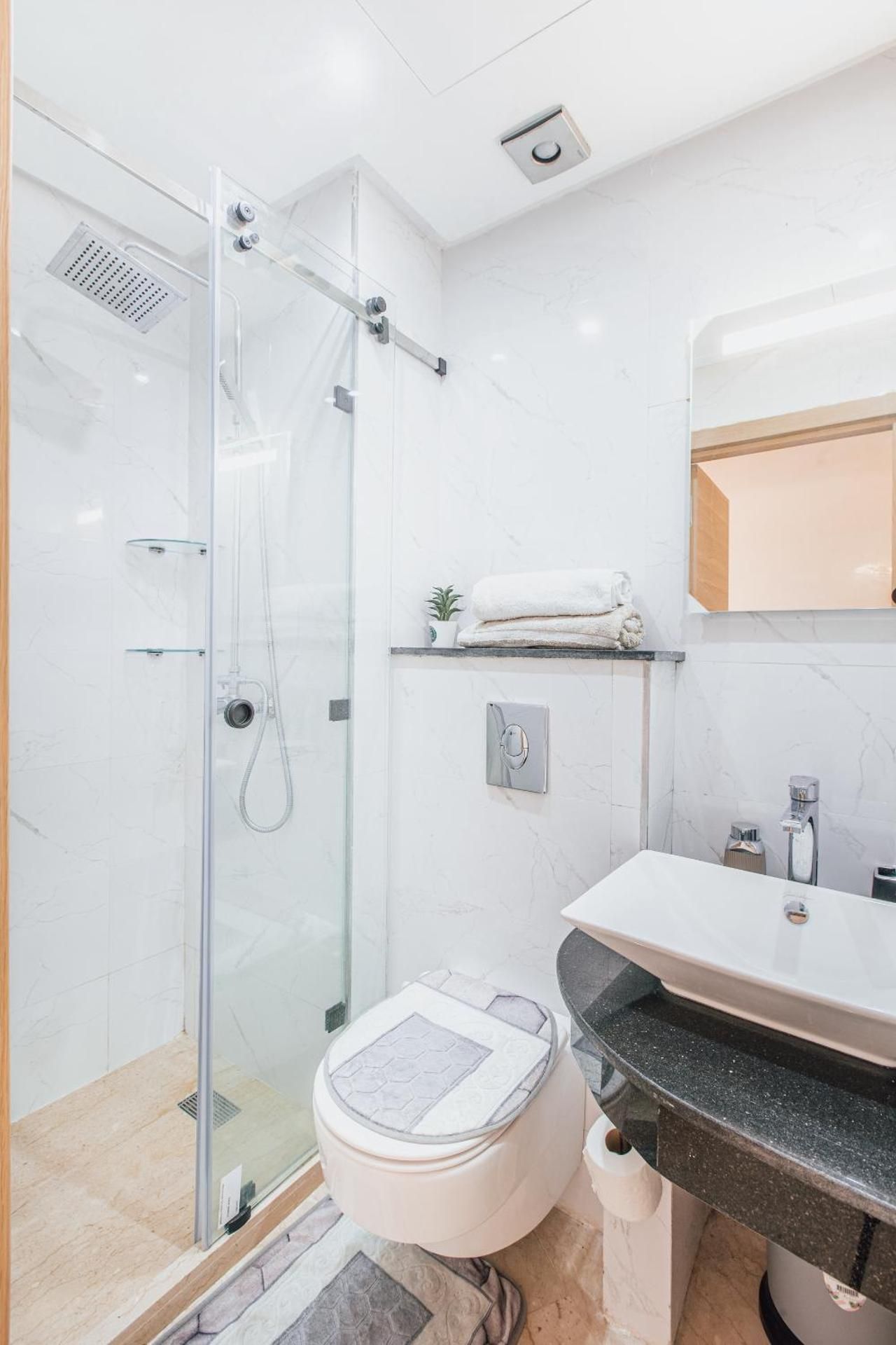 Two-Bedroom Apartment with Balcony
