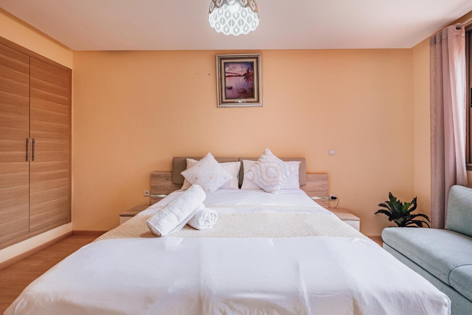 Five-Bedroom Premium Apartment