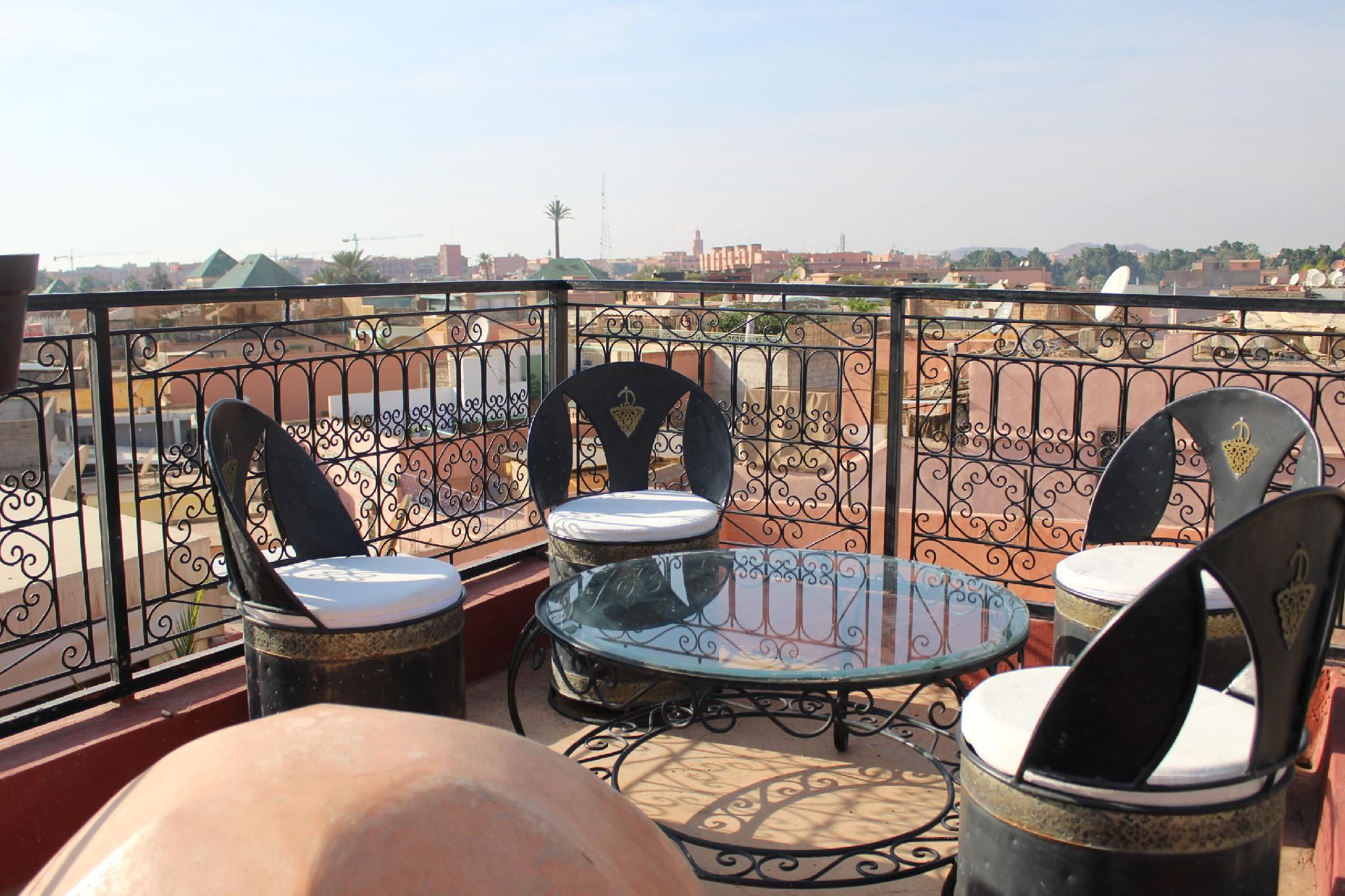 c3cda229e7214e8efe3bd89bbe50e09a