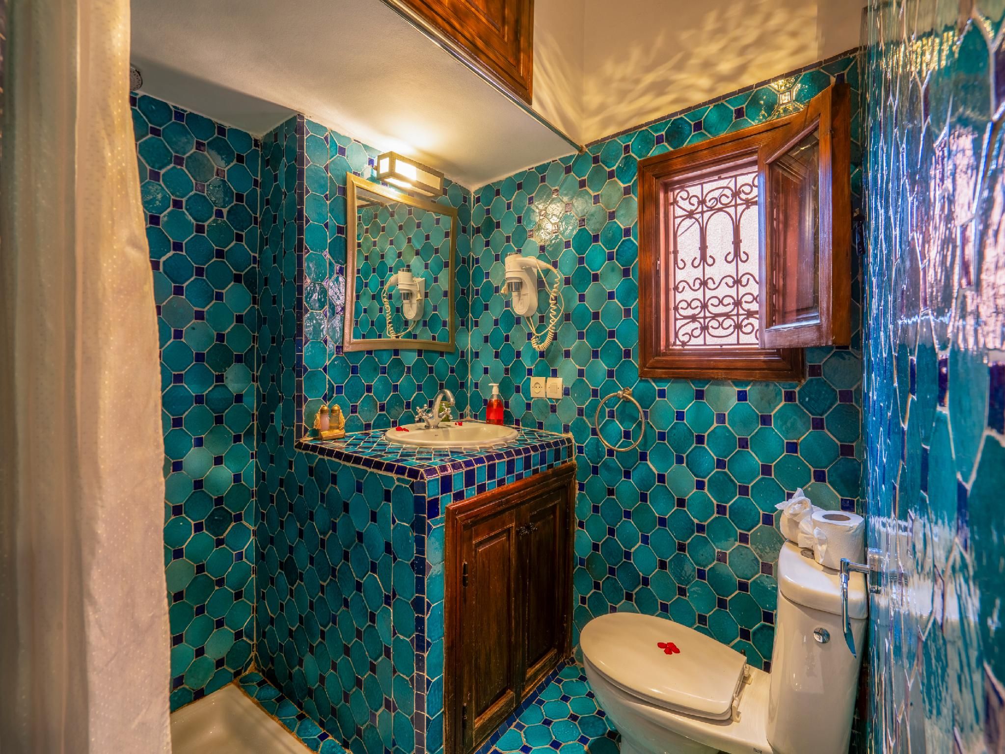 Suite-Superior-Ensuite with Bath