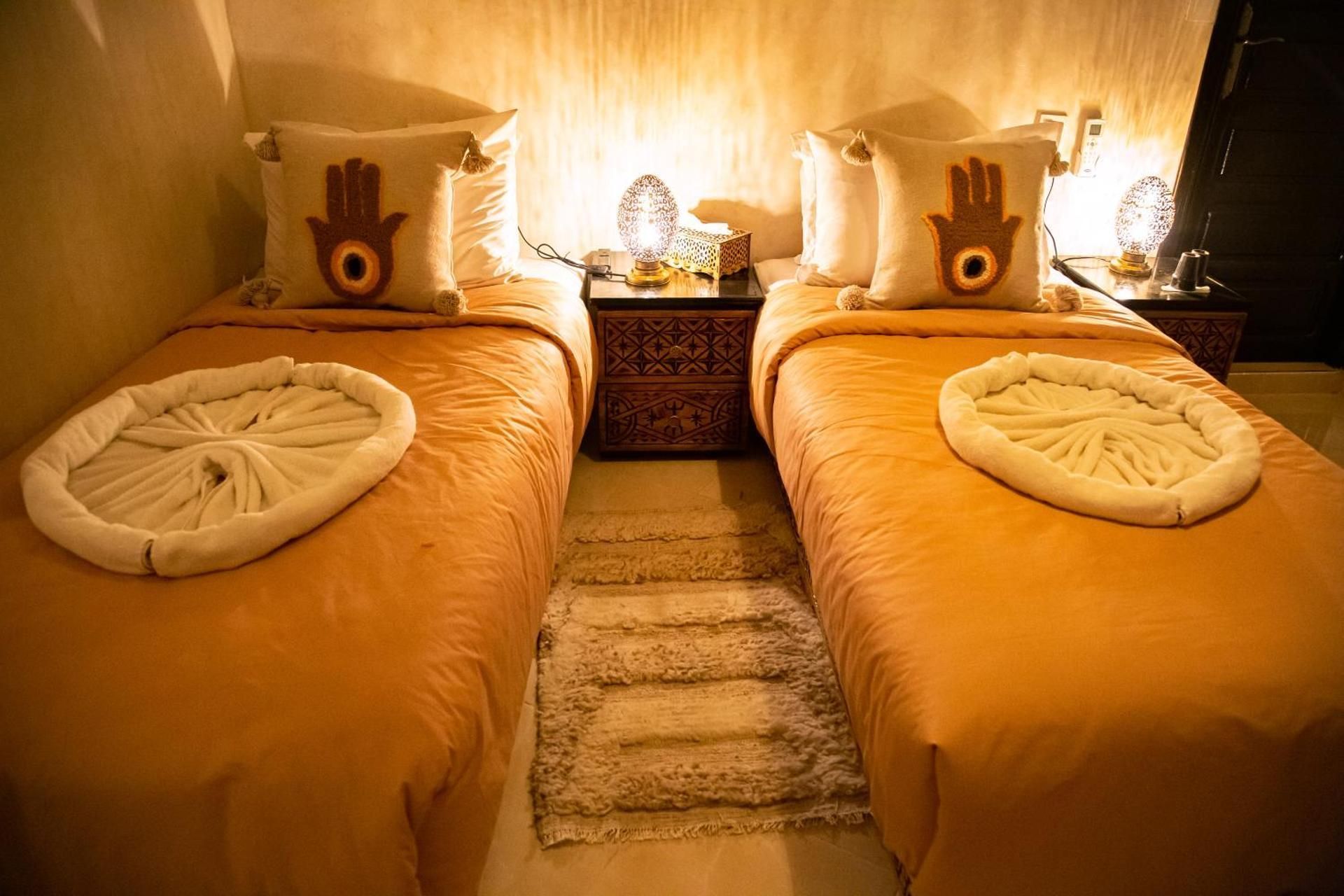 RIAD Dar ZOMOROD Twin Room with Private Bathroom