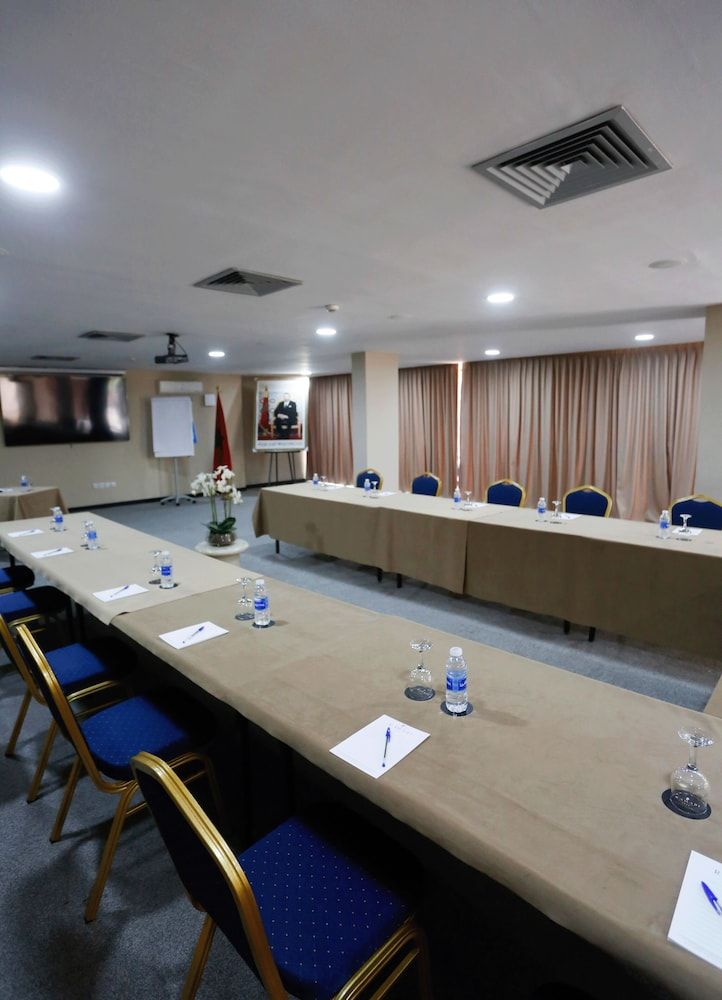 Meeting facility