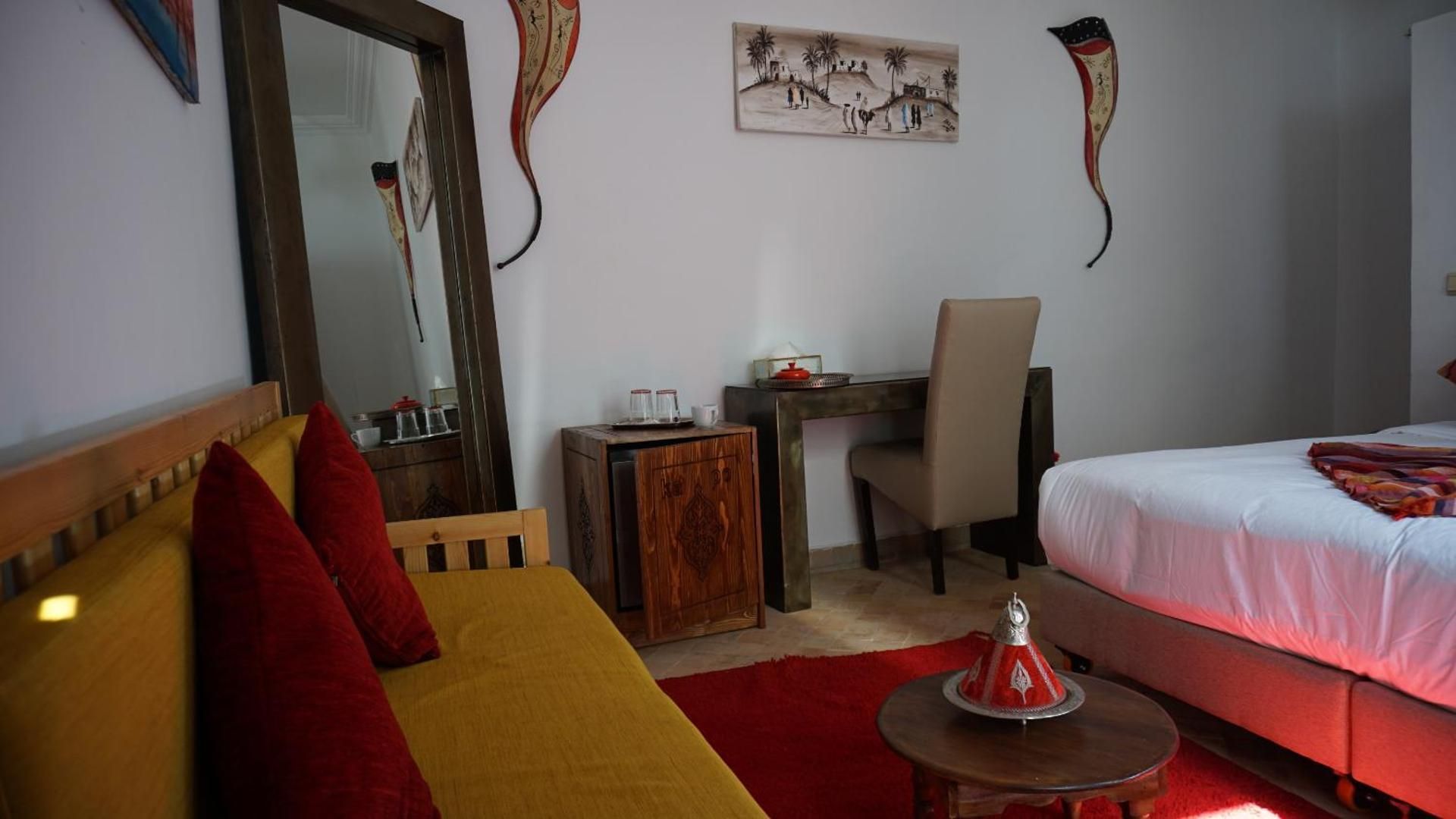 Twin Room with Shower