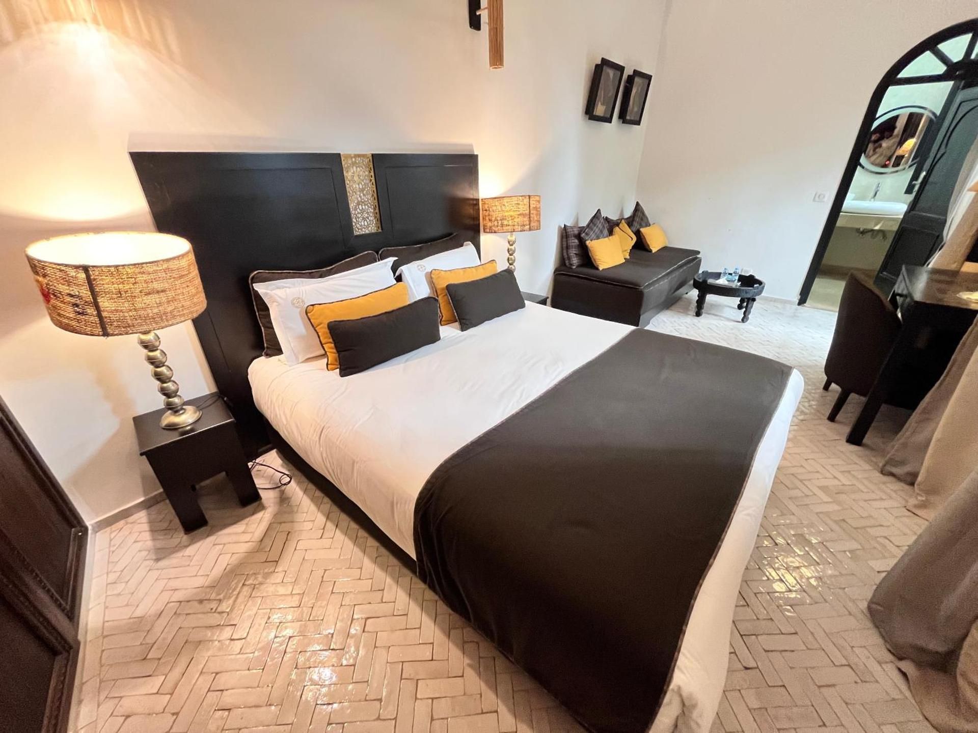 Prestige Twin Beds Suite