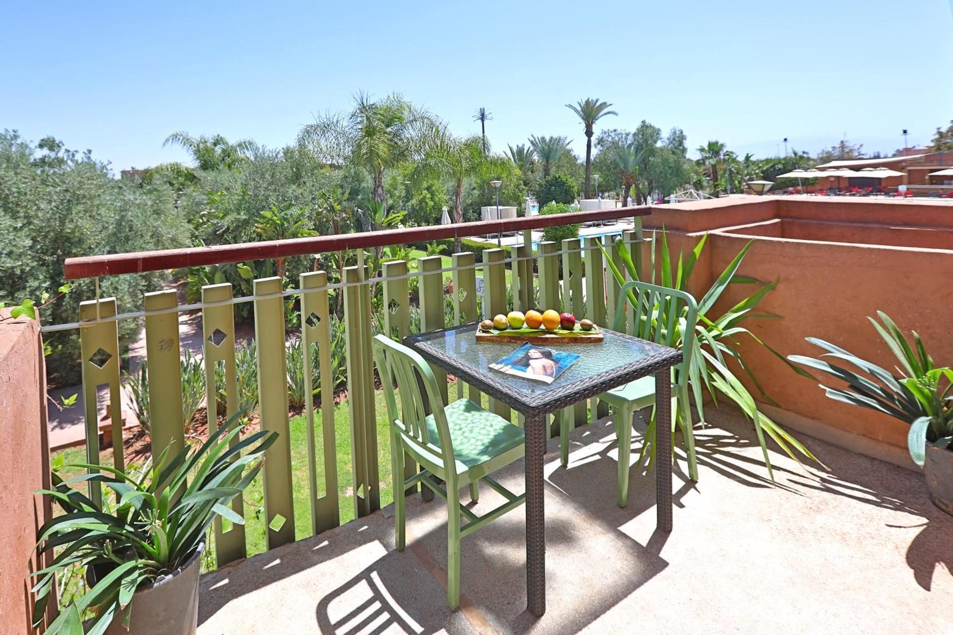 Deluxe Room, Twin Beds, Garden View
