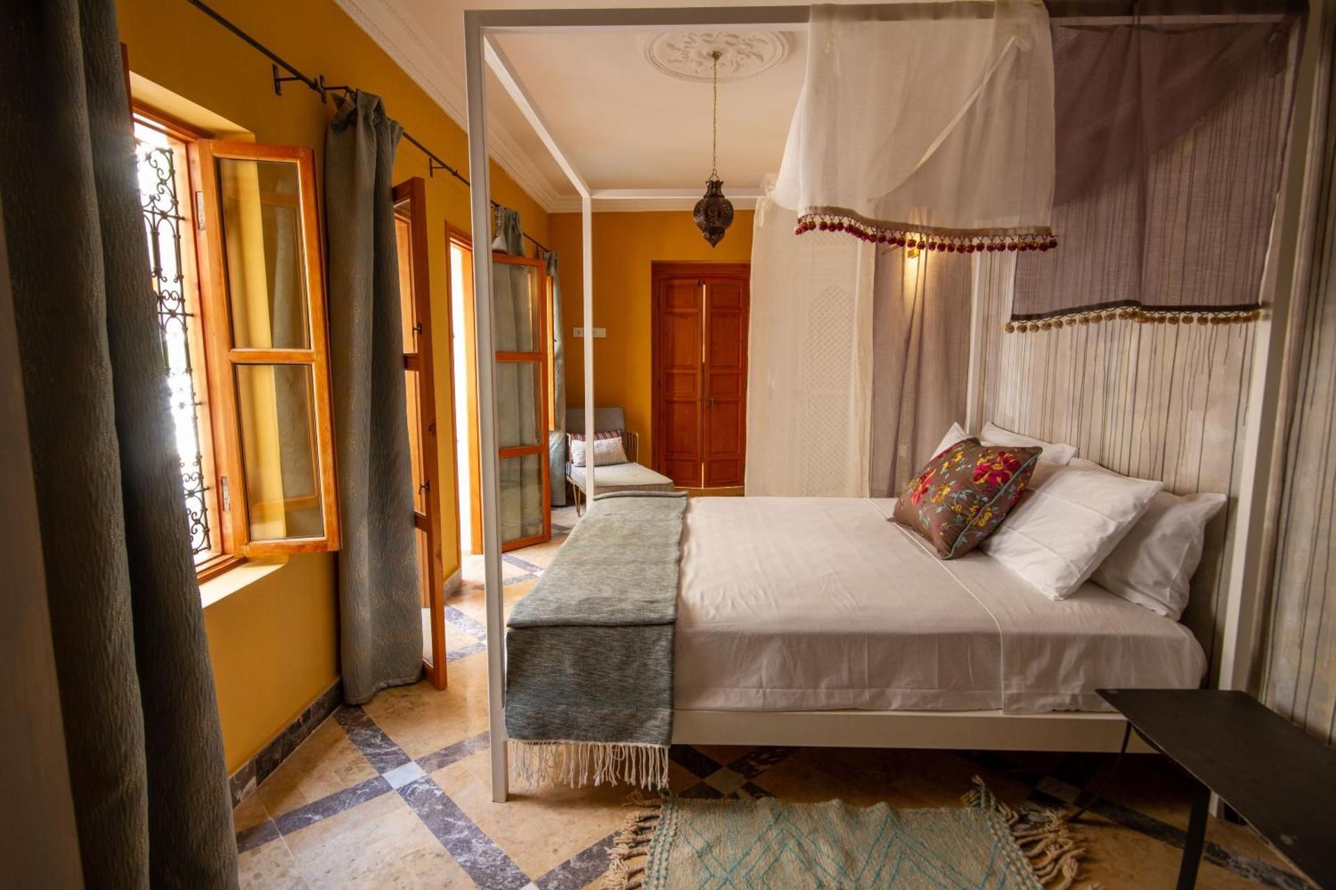 Deluxe King Room