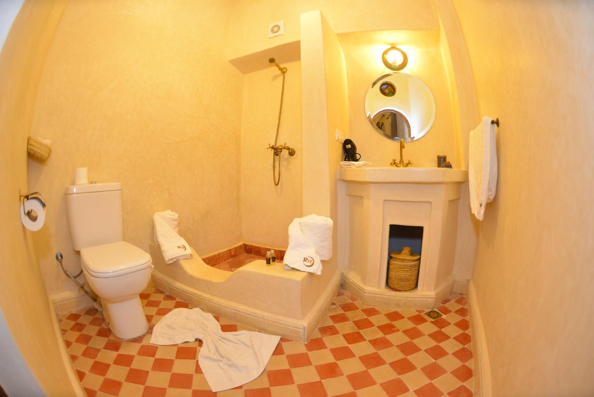 Riad Hidden 1 double 3