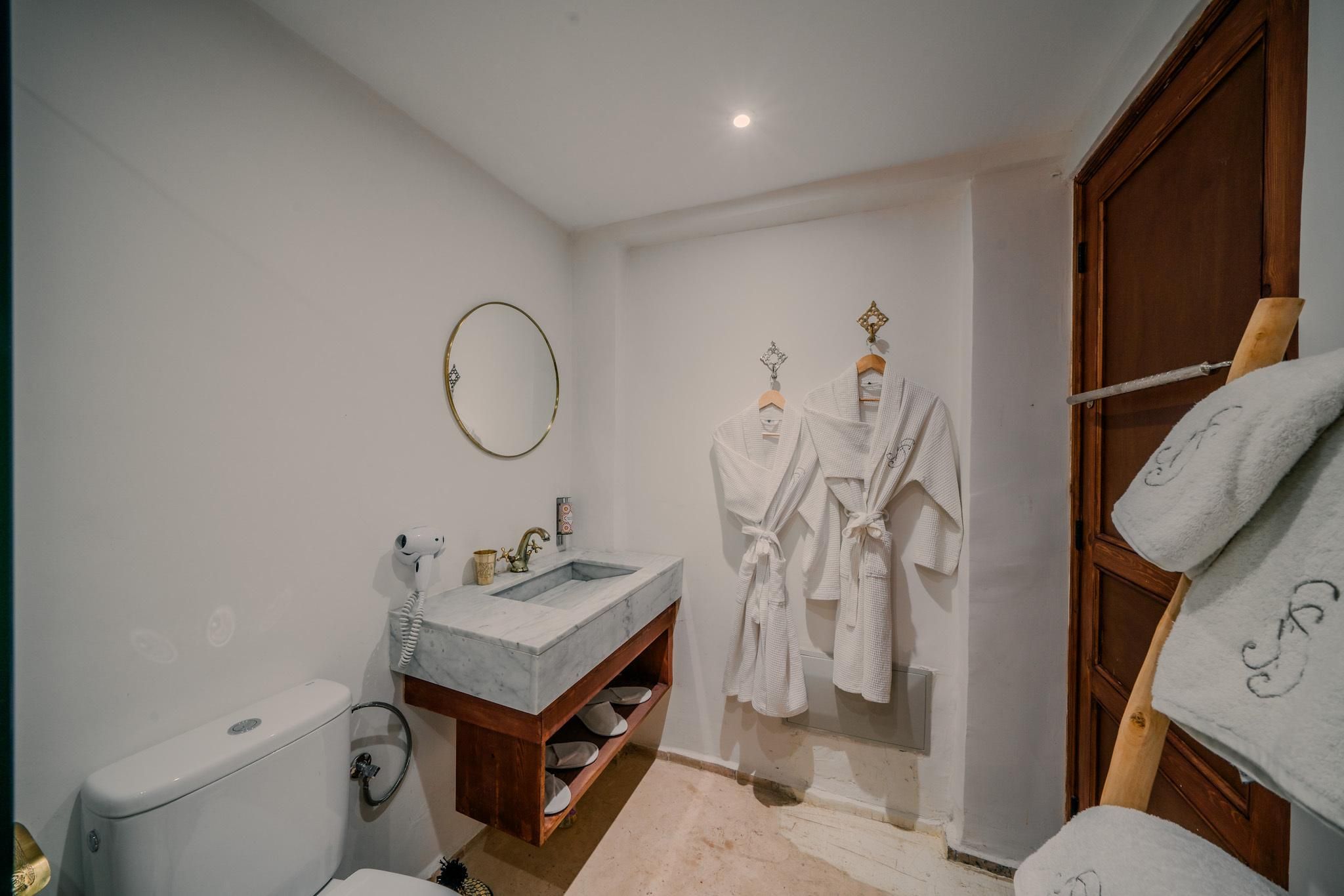 Riad N'S Chambre 3-Double-de Luxe-Salle de bain et douche 3