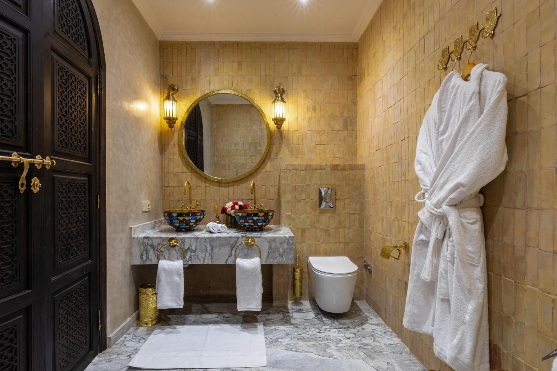 Deluxe King Suite