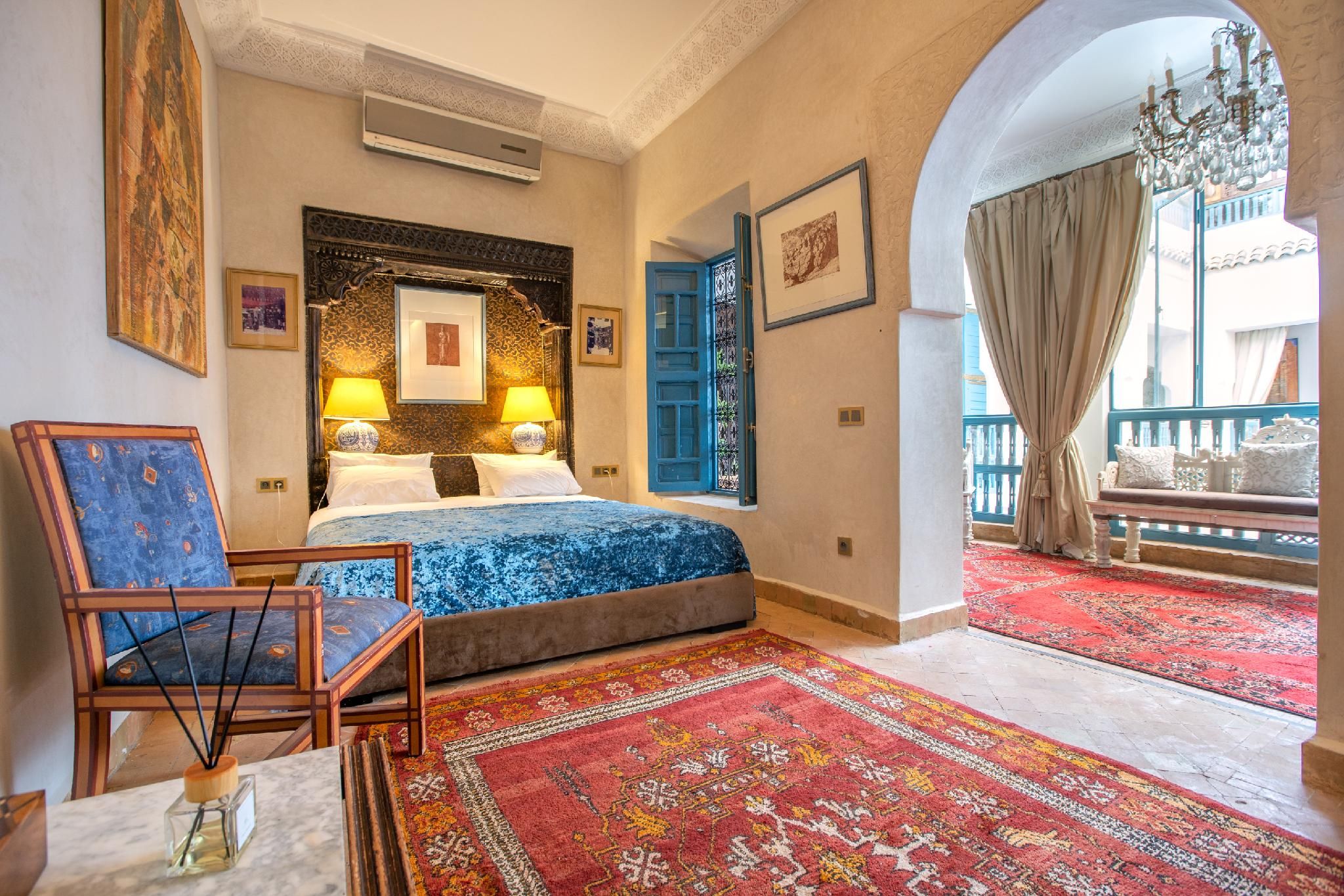 Suite Junior-Salle de bain et douche