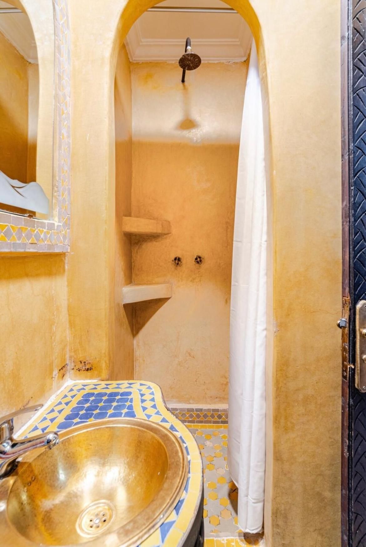 Riad Zitoune Twin Room with Private Bathroom 2