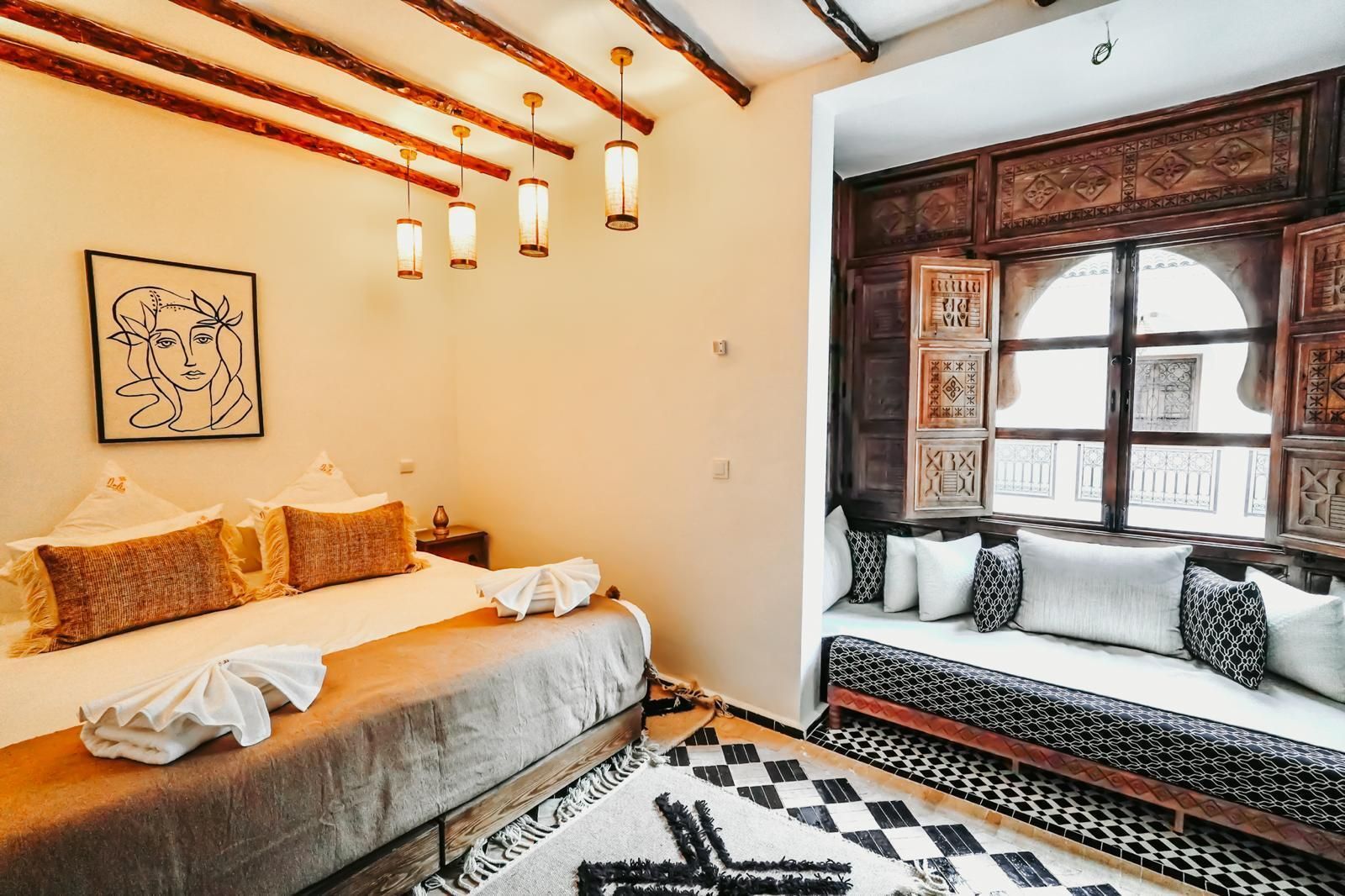 Nelia Signature- Romantic Balcony Room