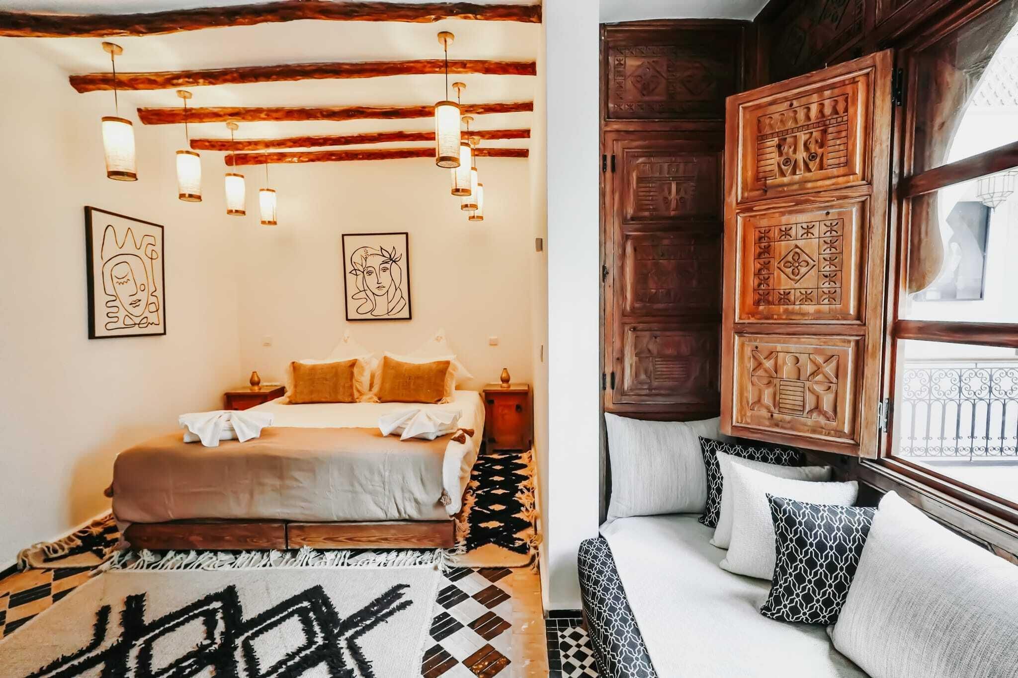 Nelia Signature- Romantic Balcony Room