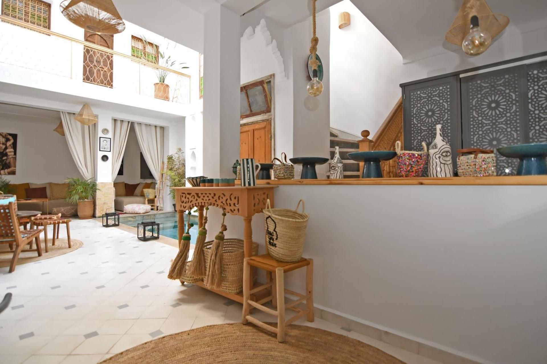 shared lounge/tv area