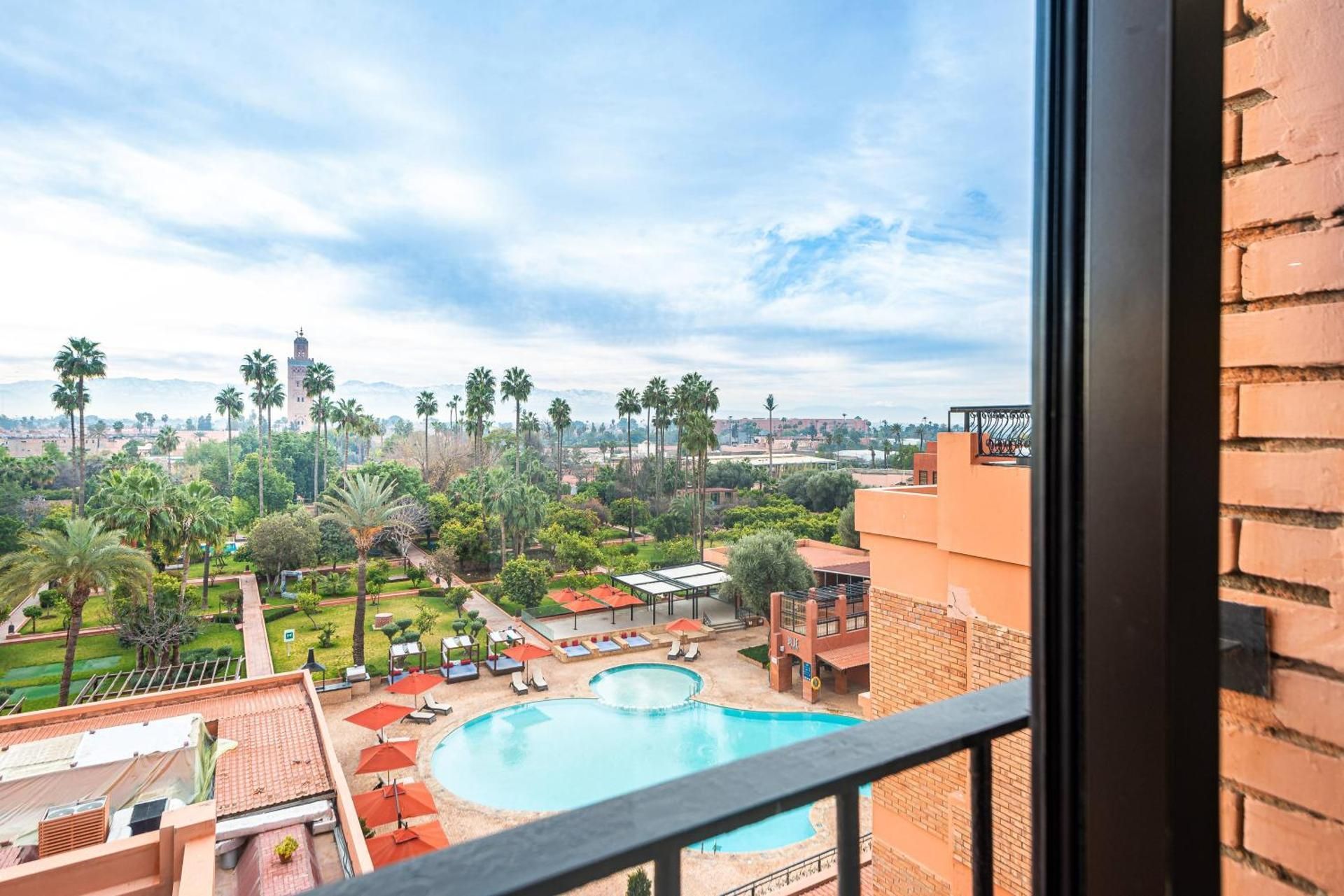 Junior Suite Jaccuzi Pool View