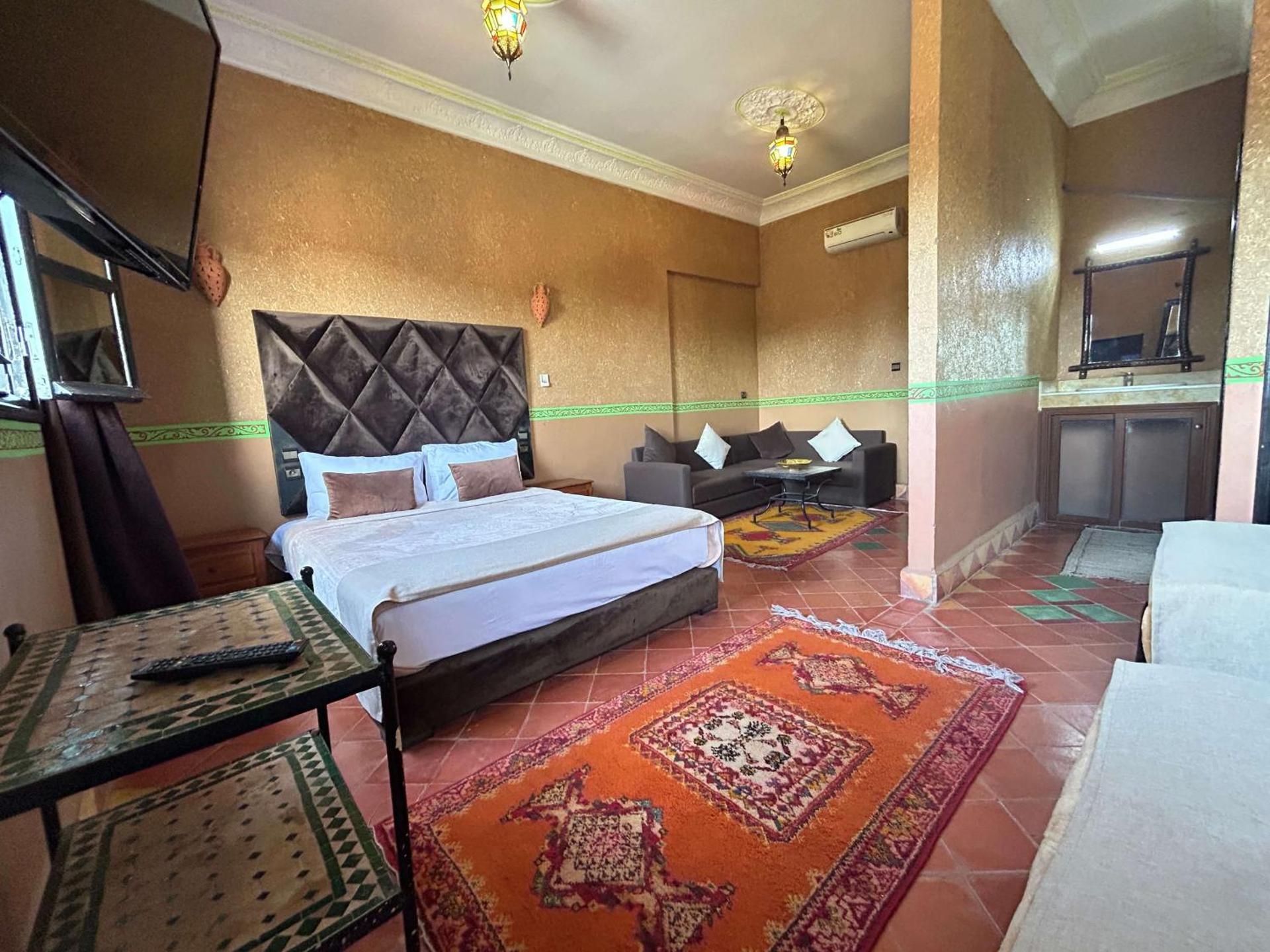 Deluxe Family Suite