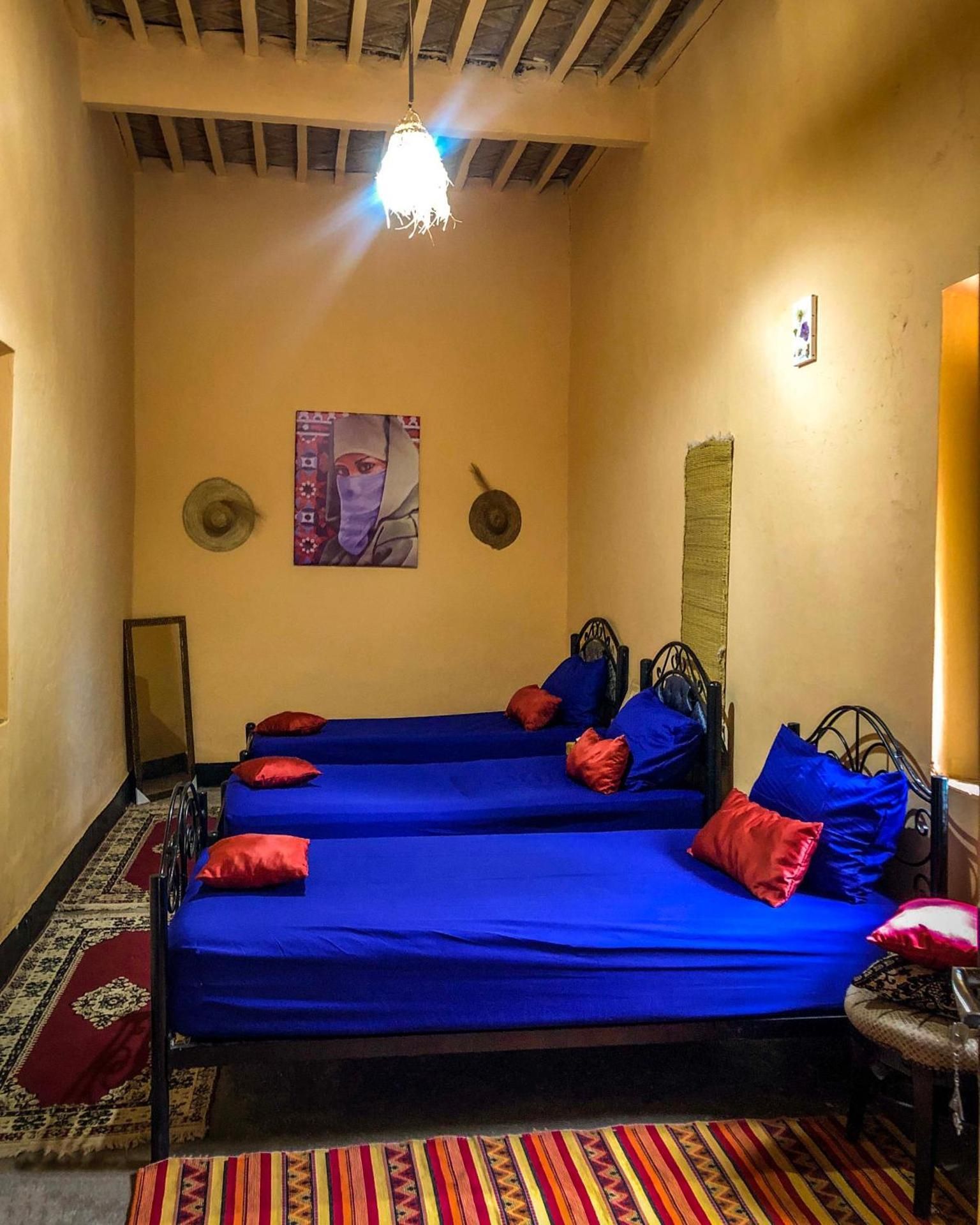 Basic Triple Room with Shared Bathroom