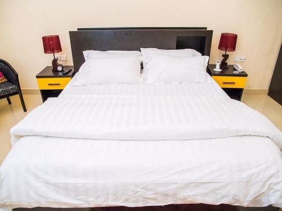 Towlab Hotel & Suites Economy Double Room 3