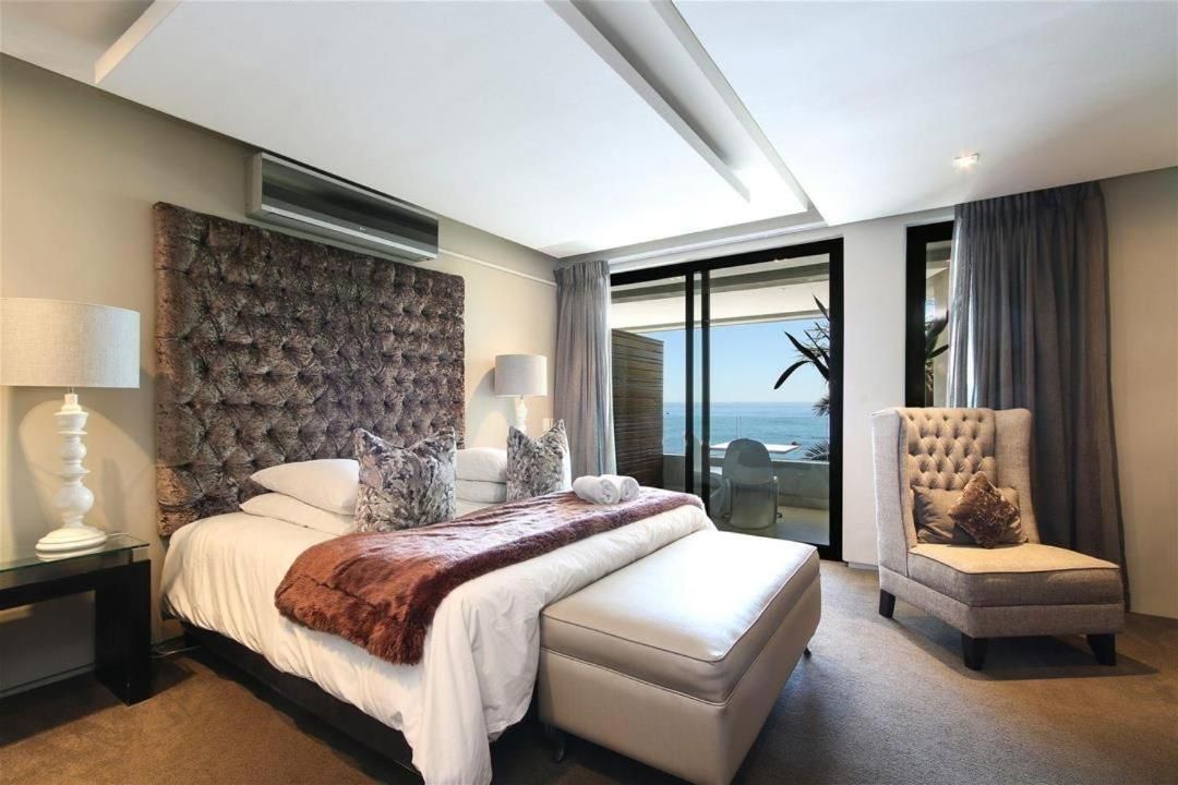 Luxury Room Periwinkle