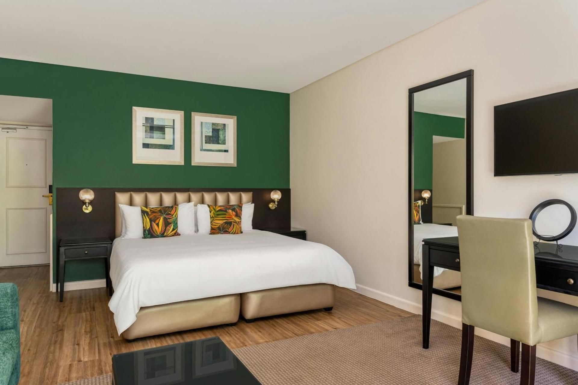 Twin Room with Garden View