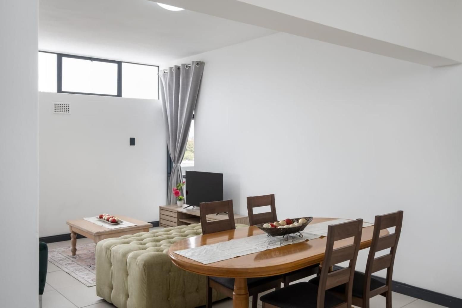 Loxton apartment