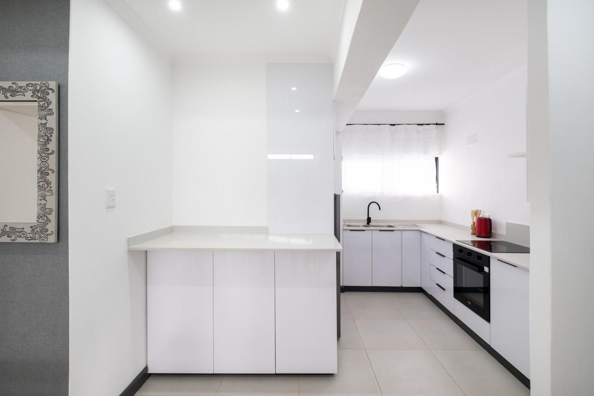 Loxton apartment