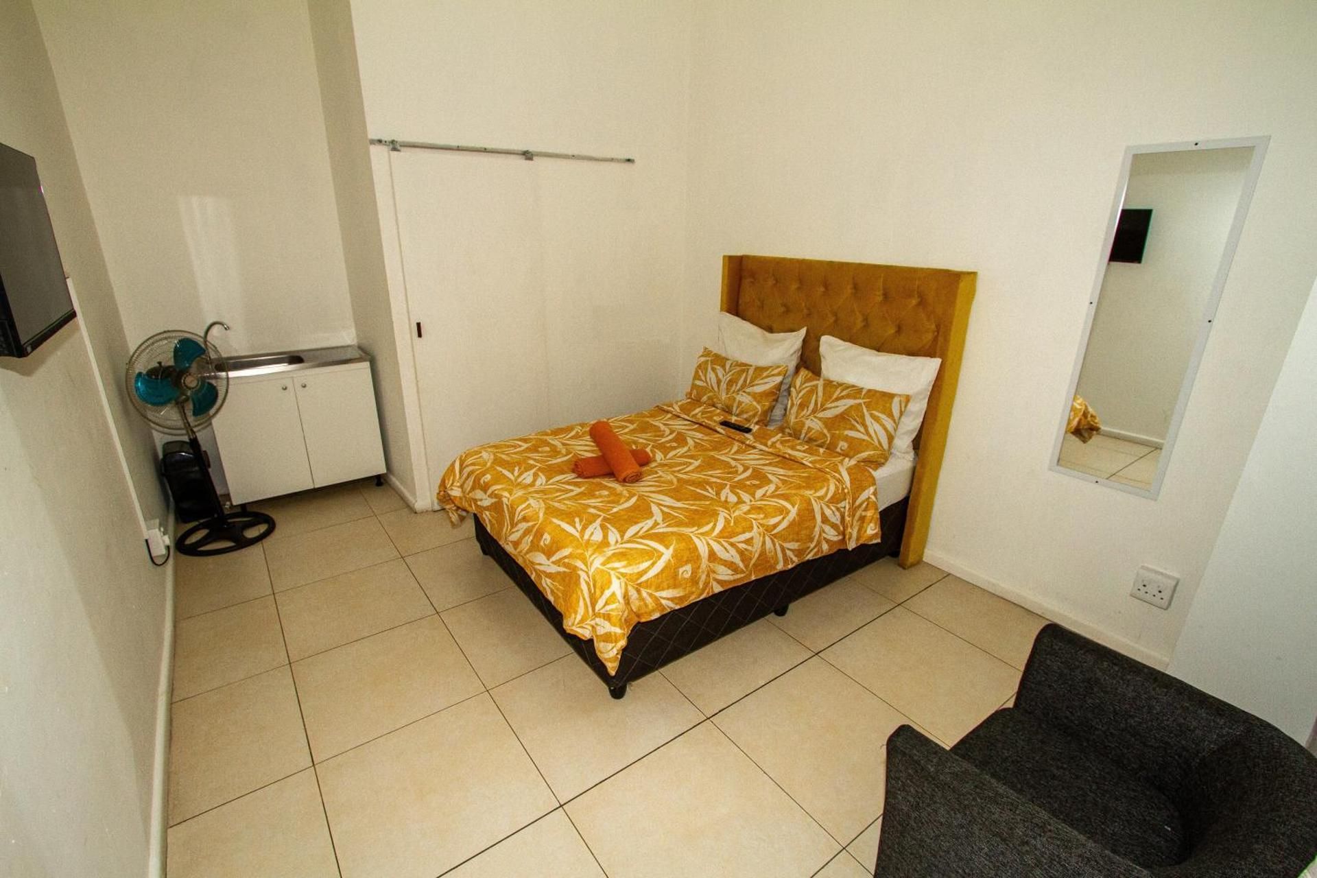 Double Room with Private Bathroom