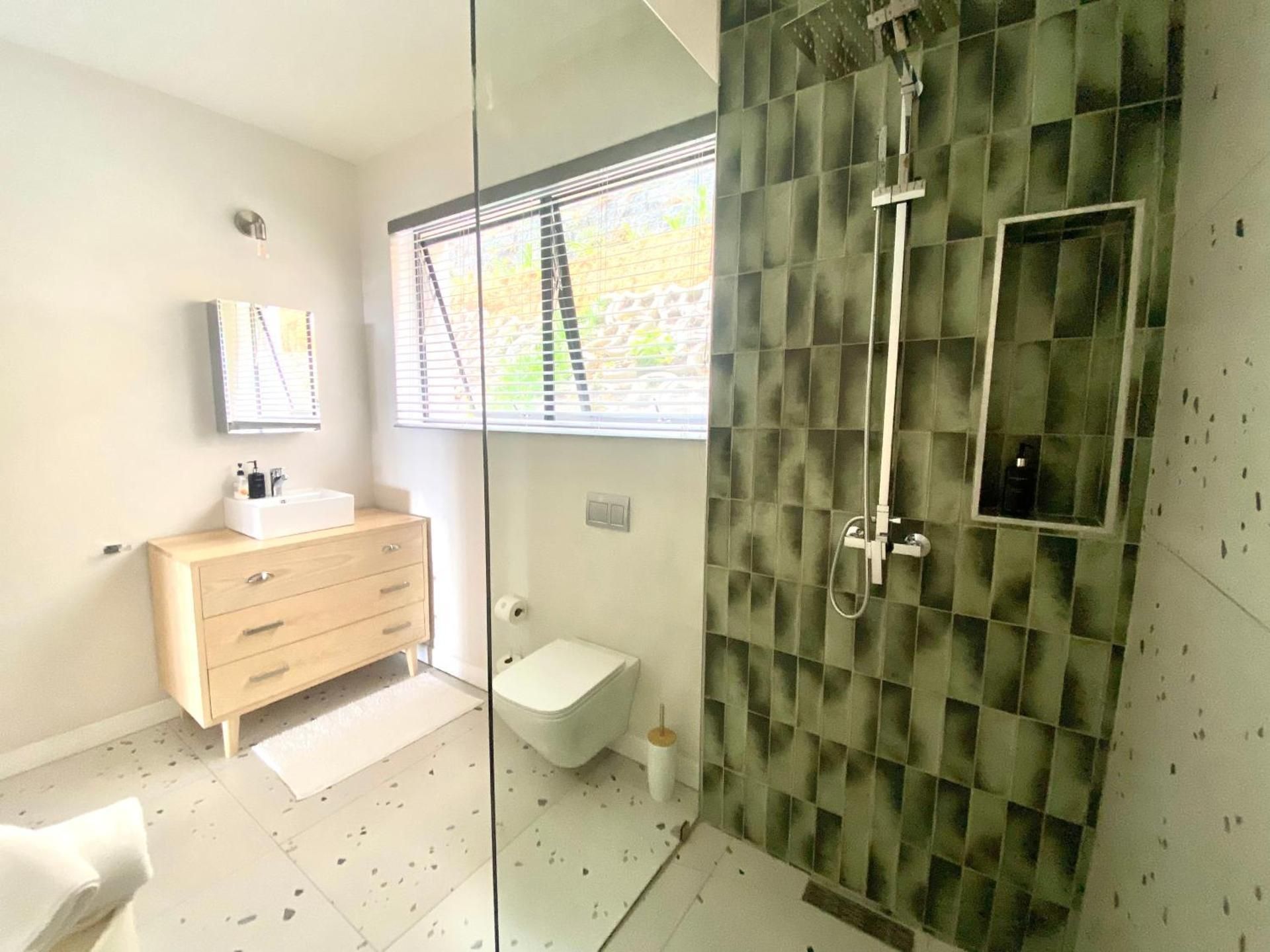 Three-Bedroom Apartment with Mountain View