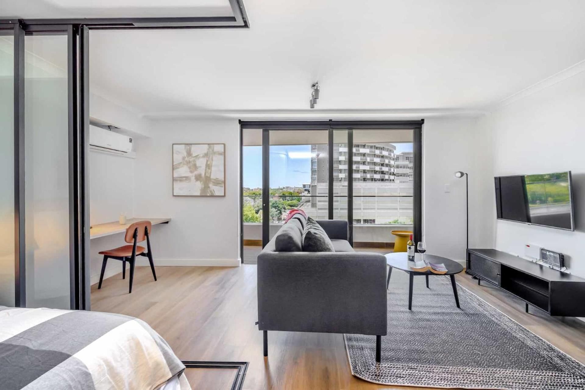 One-Bedroom Apartment with Balcony