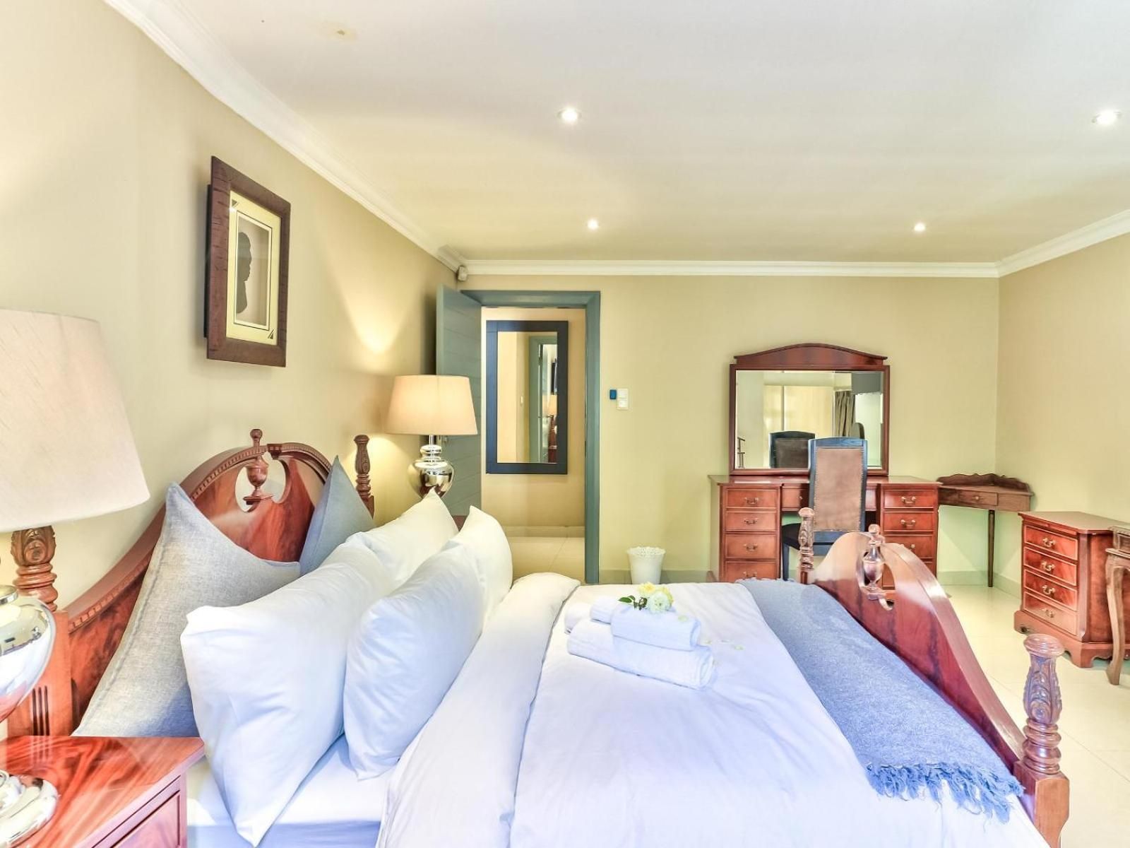 Villa Jesdene Queen Room 2