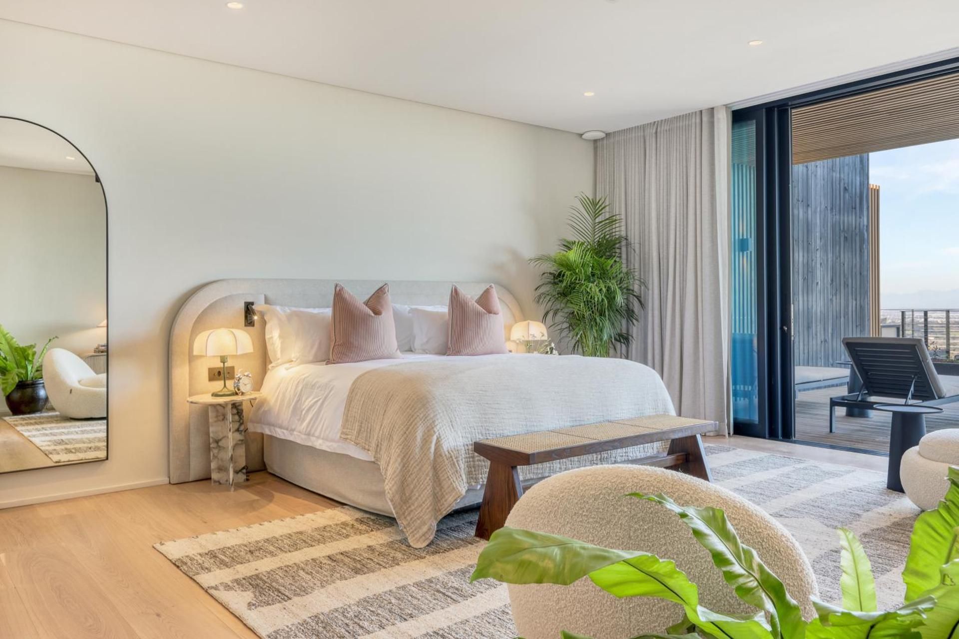 Executive King Room