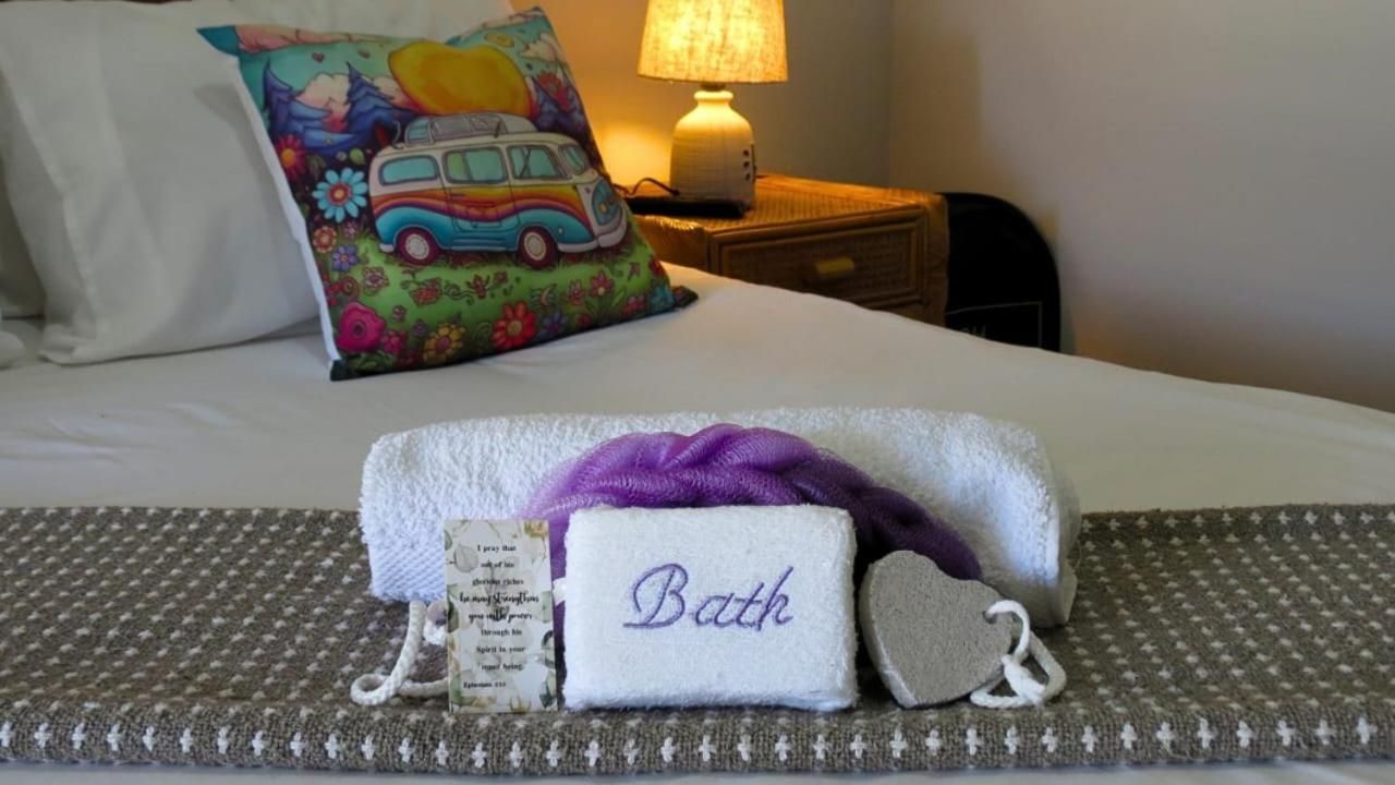 Deluxe Double Room (2 Adults + 1 Child)