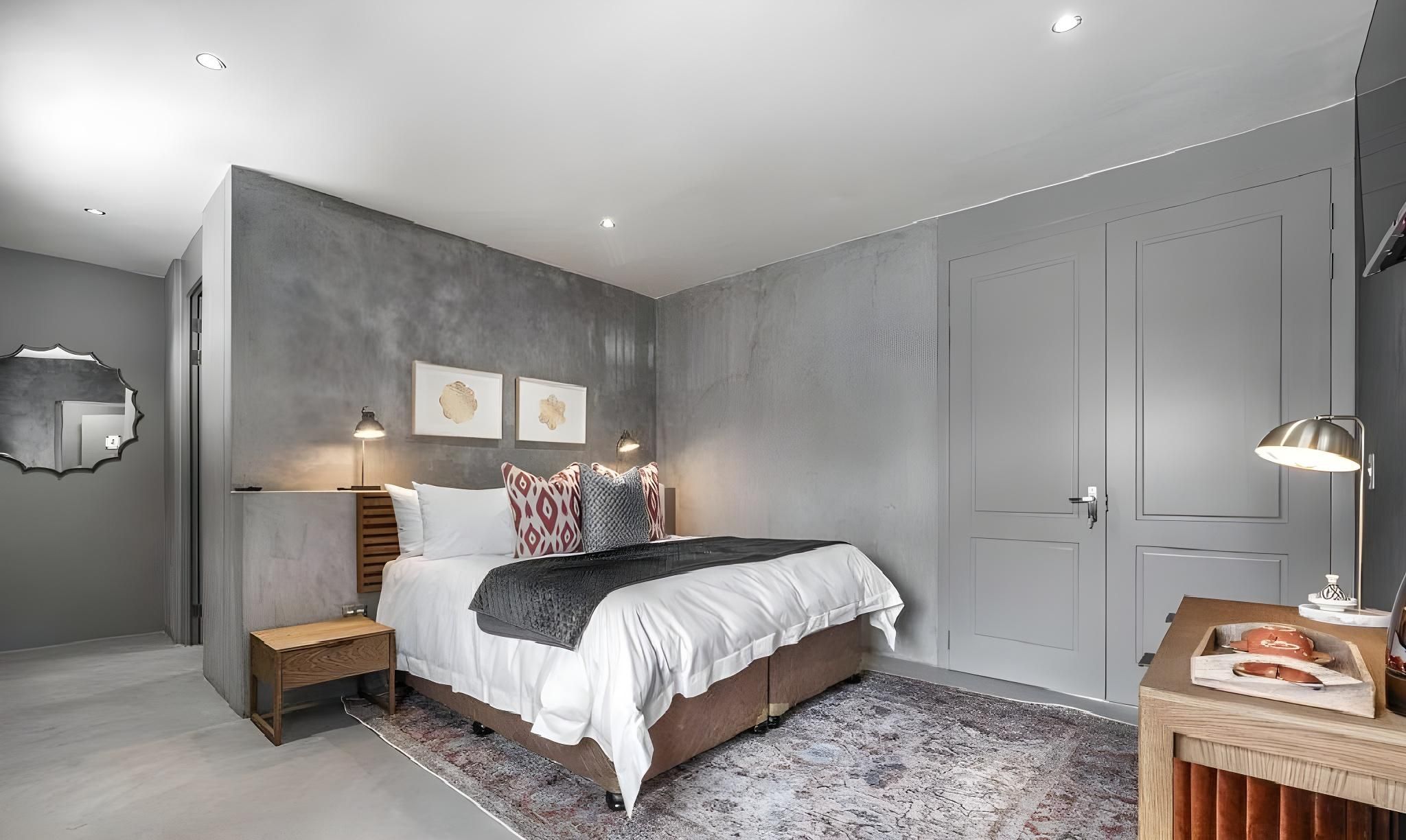 Deluxe Double Room with Bathtub