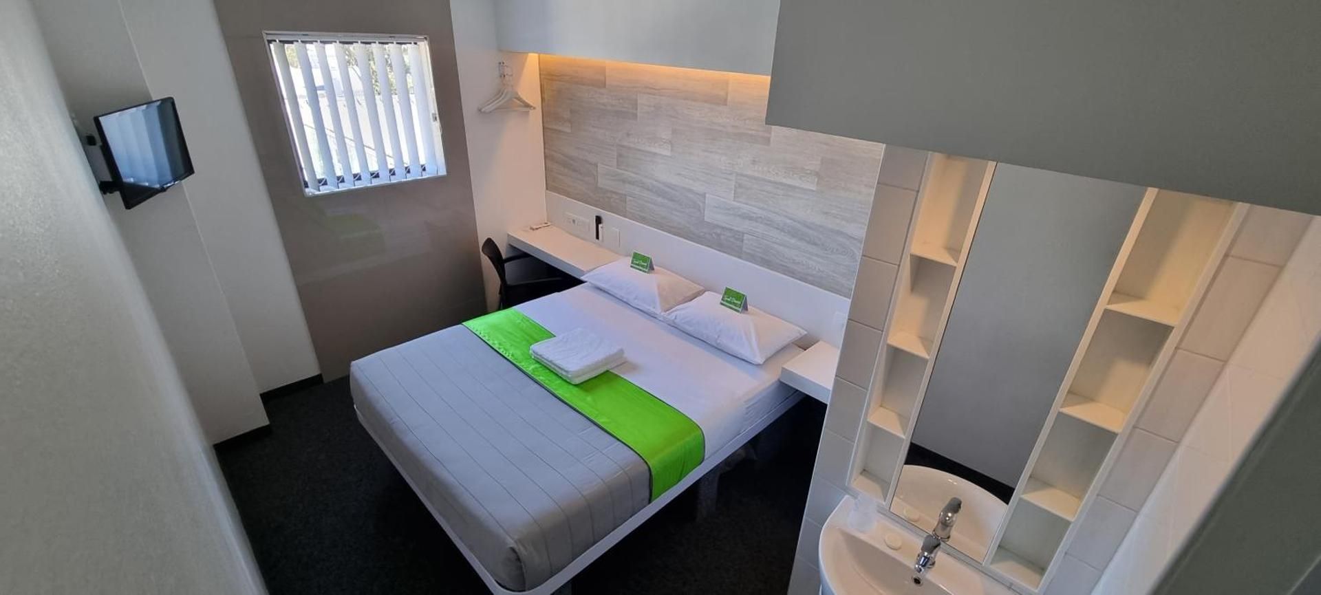 Executive Queen Room