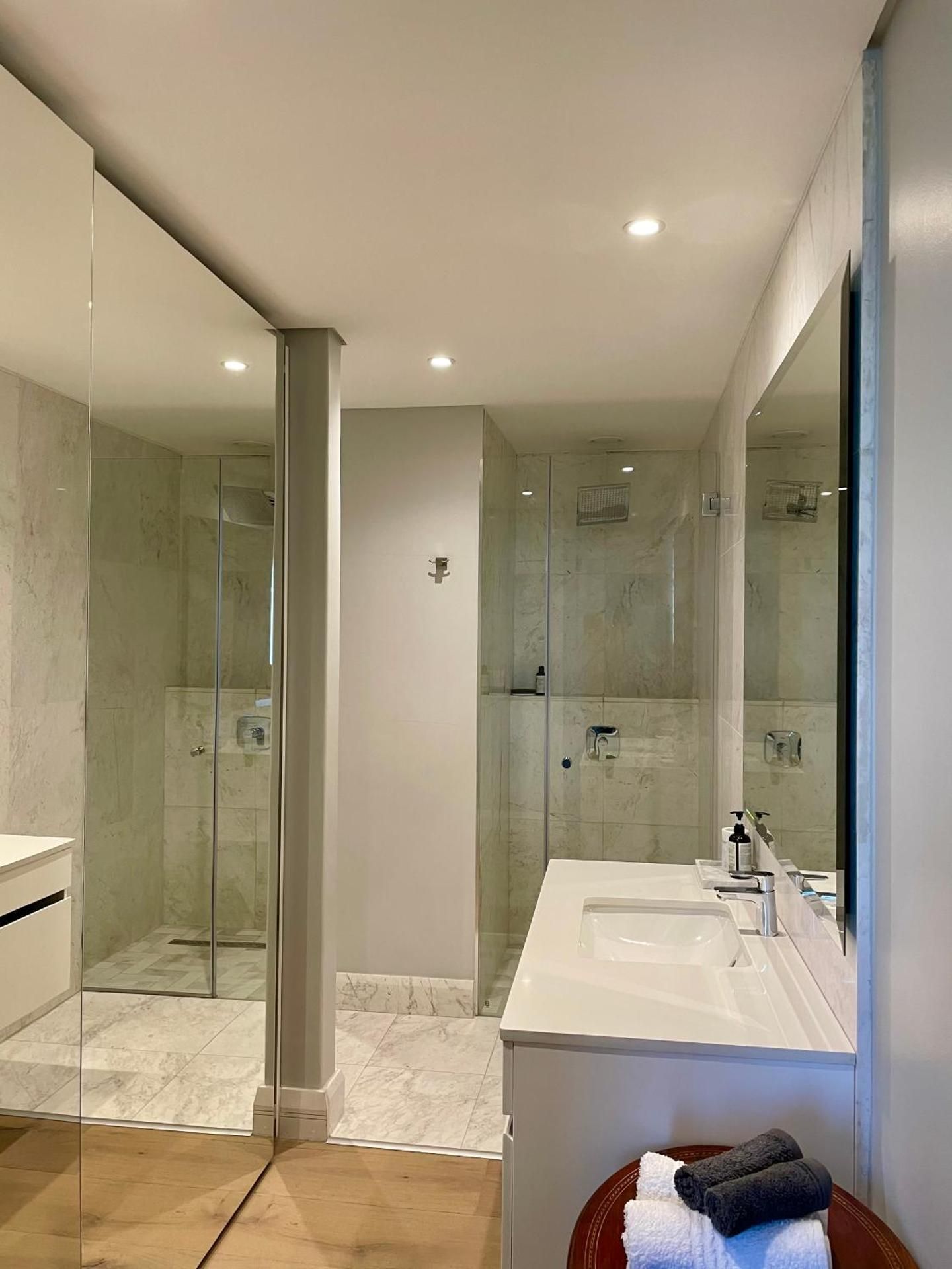 35 On Main by Stay In Luxury Two-Bedroom Apartment