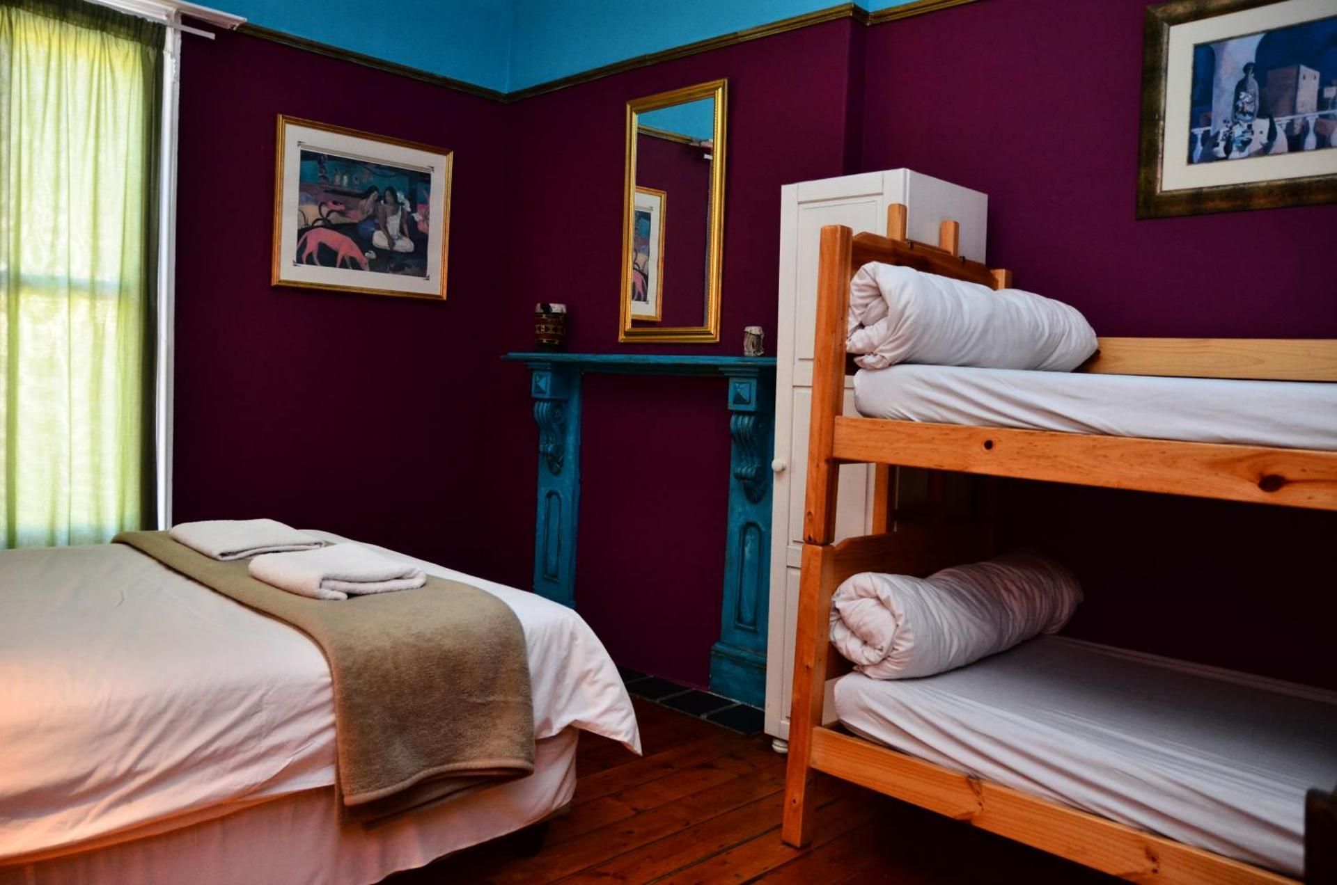 4-Bed Family Room with Shared Facilities