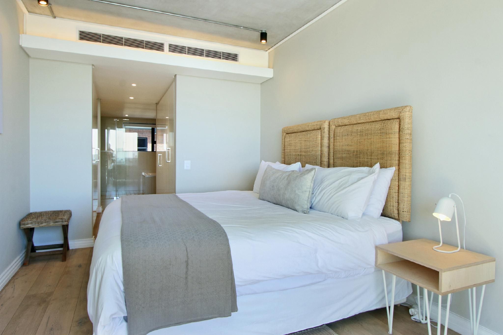 2 Bedroom Deluxe