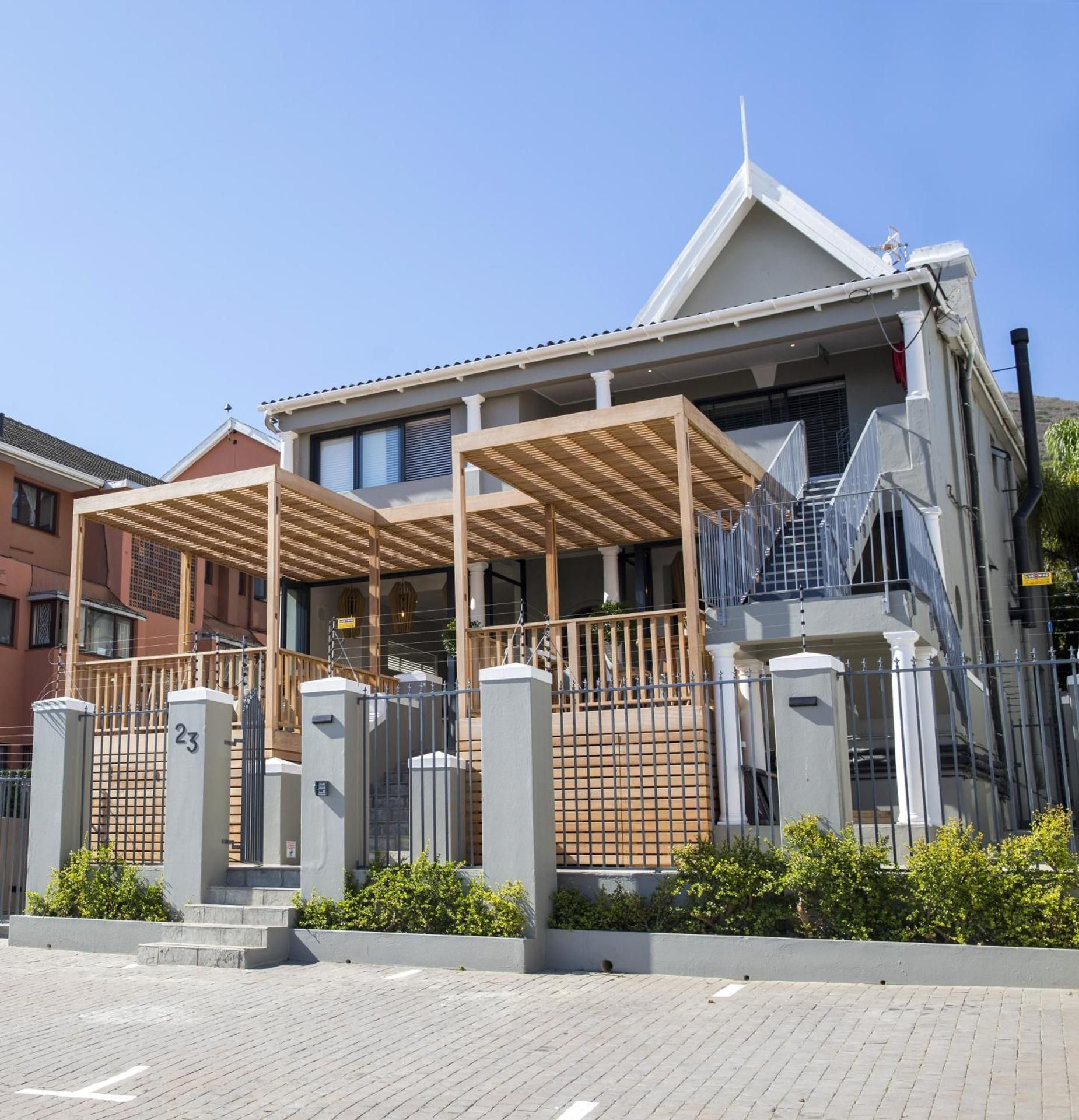 Antrim House Boutique Hotel by Totalstay