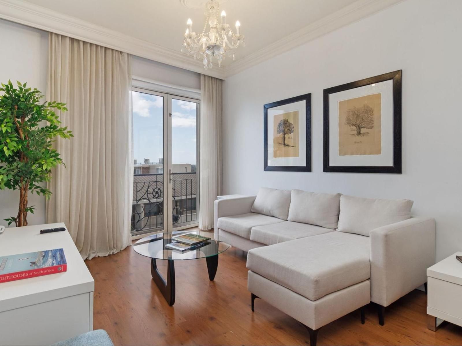 One-Bedroom Apartment with Juliette Balcony
