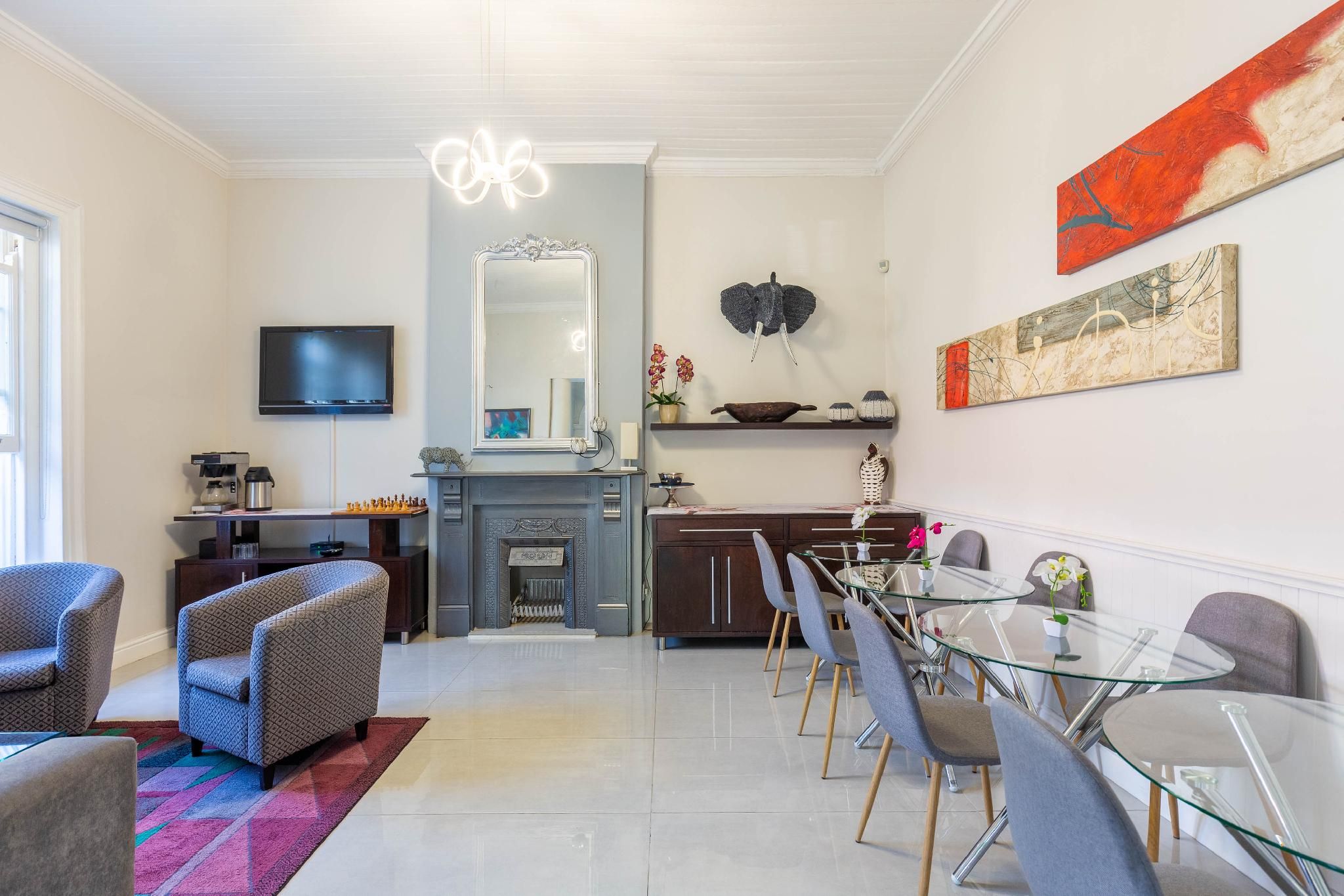 4 on Varneys Guest House