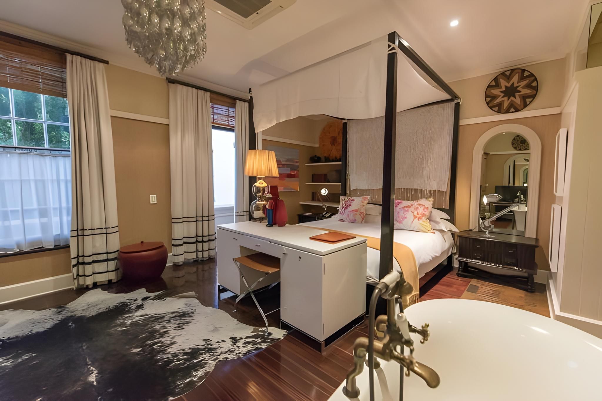 Hout Bay Manor Sangoma Room