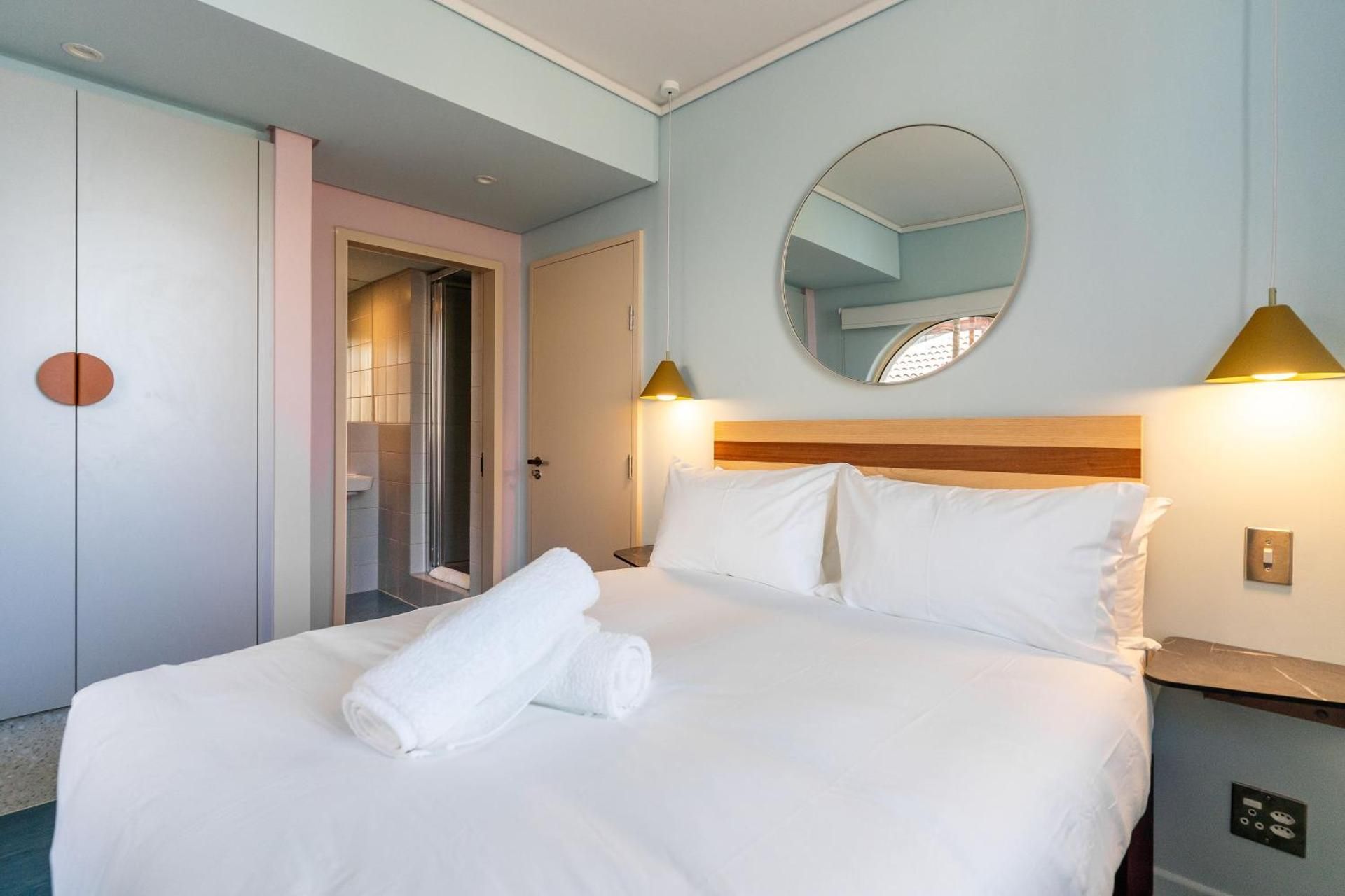 One-Bedroom Standard Apartment