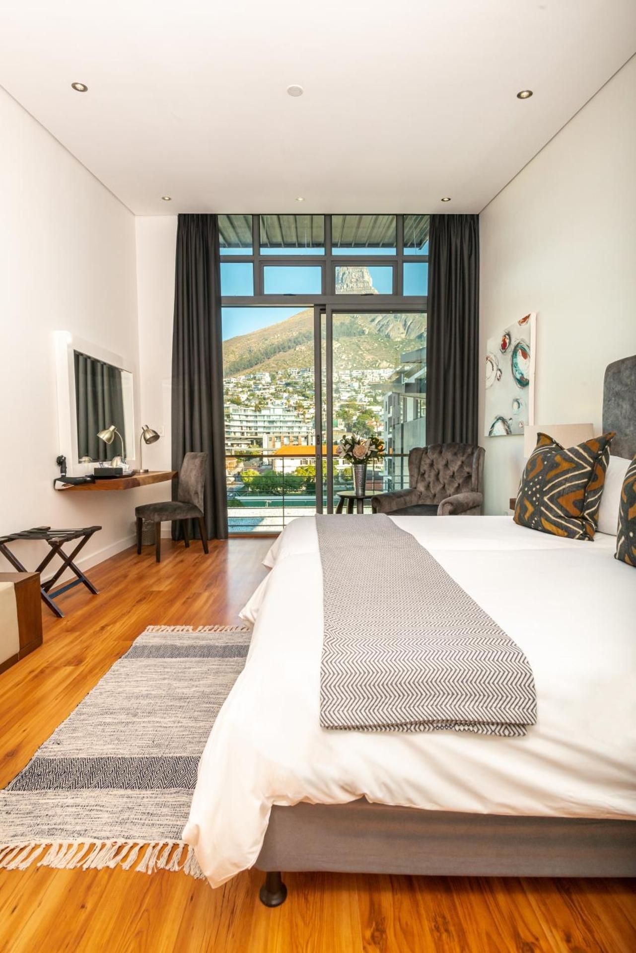 Double Room with Mountain View