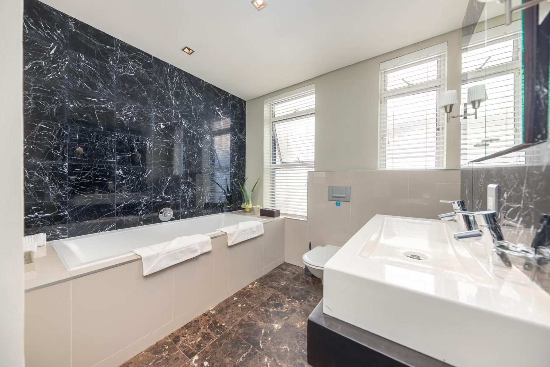 O on Kloof Boutique Hotel Standard Room 3