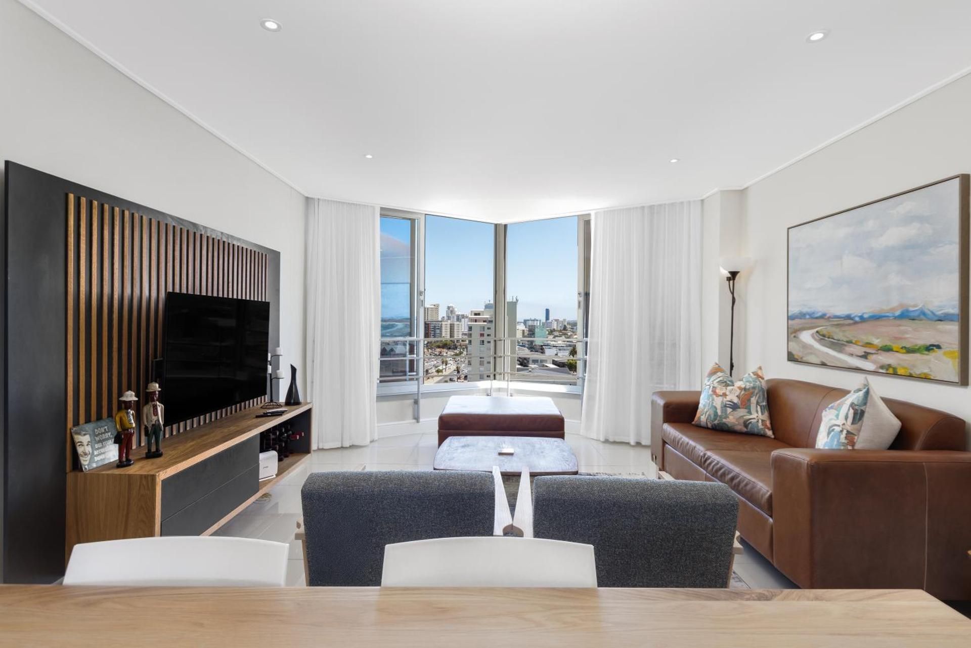 Ashley on Beach Strand Premium Apartment 2