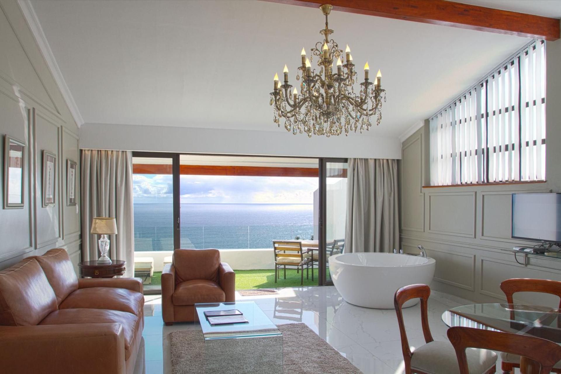Penthouse Suite with Bay View