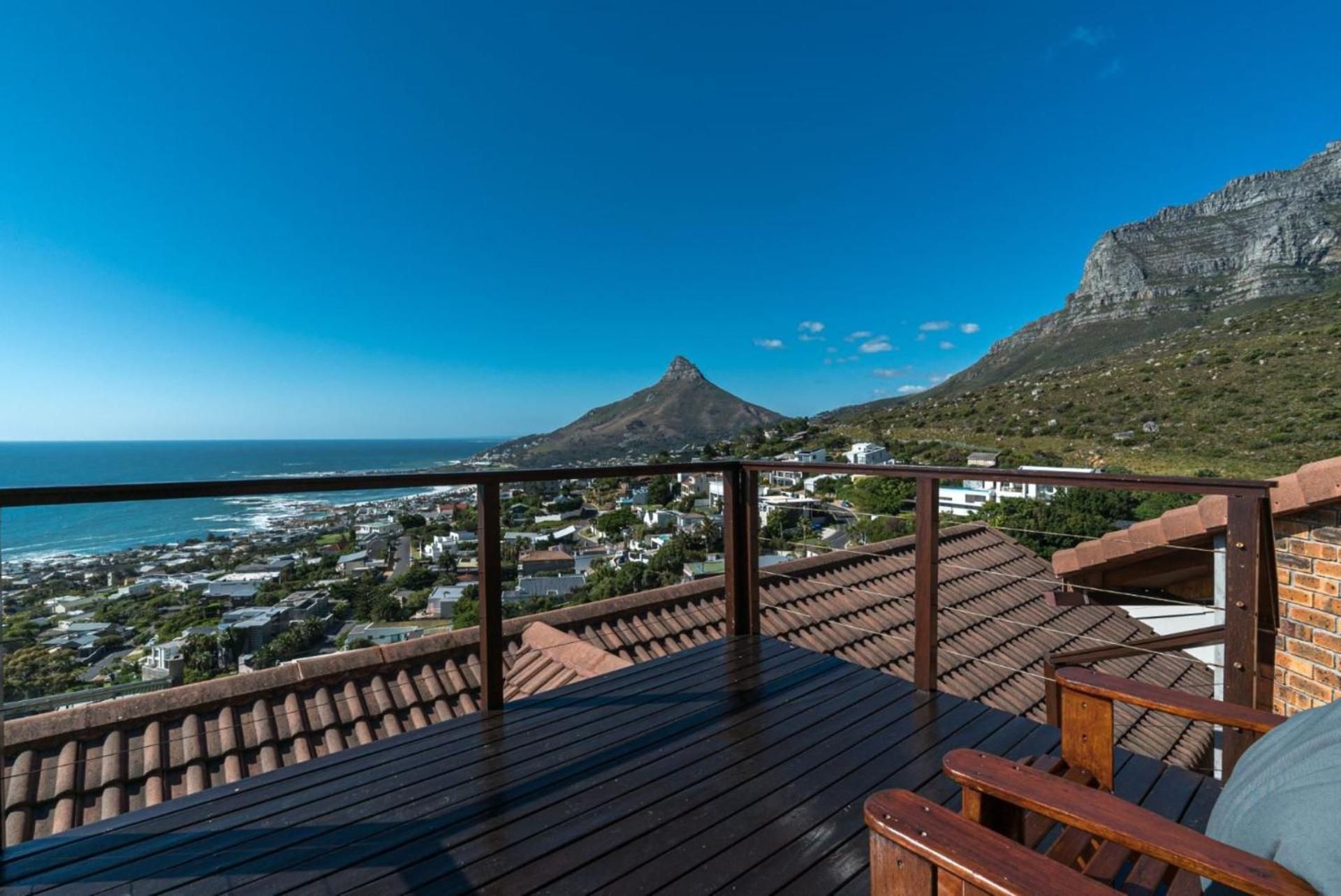 Penthouse Suite with Terrace and Sea View